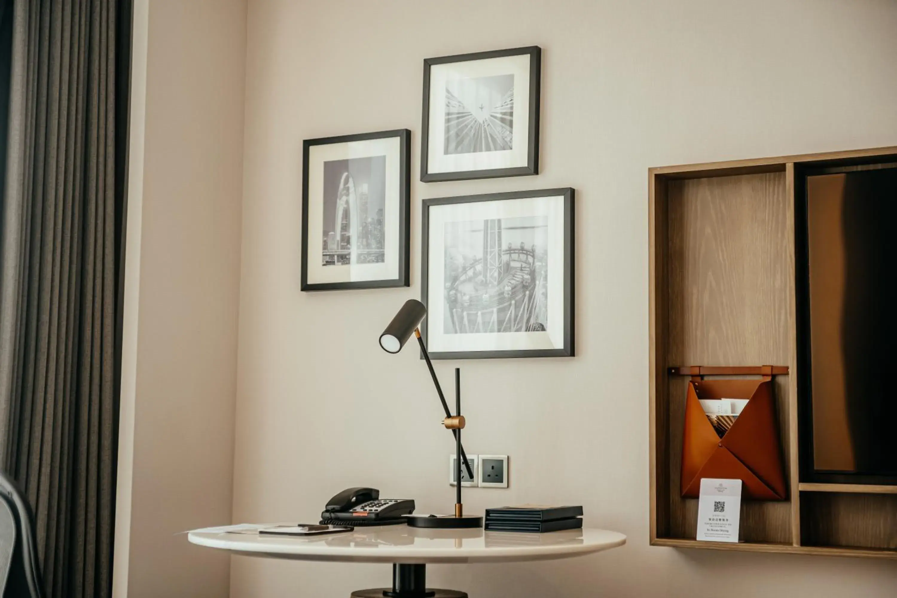 Deluxe, Guest room, 2 Twin/Single Bed(s), City view in Sheraton Guangzhou Hotel Deluxe, Guest room, 2 Twin/Single Bed(s), City view in Sheraton Guangzhou Hotel