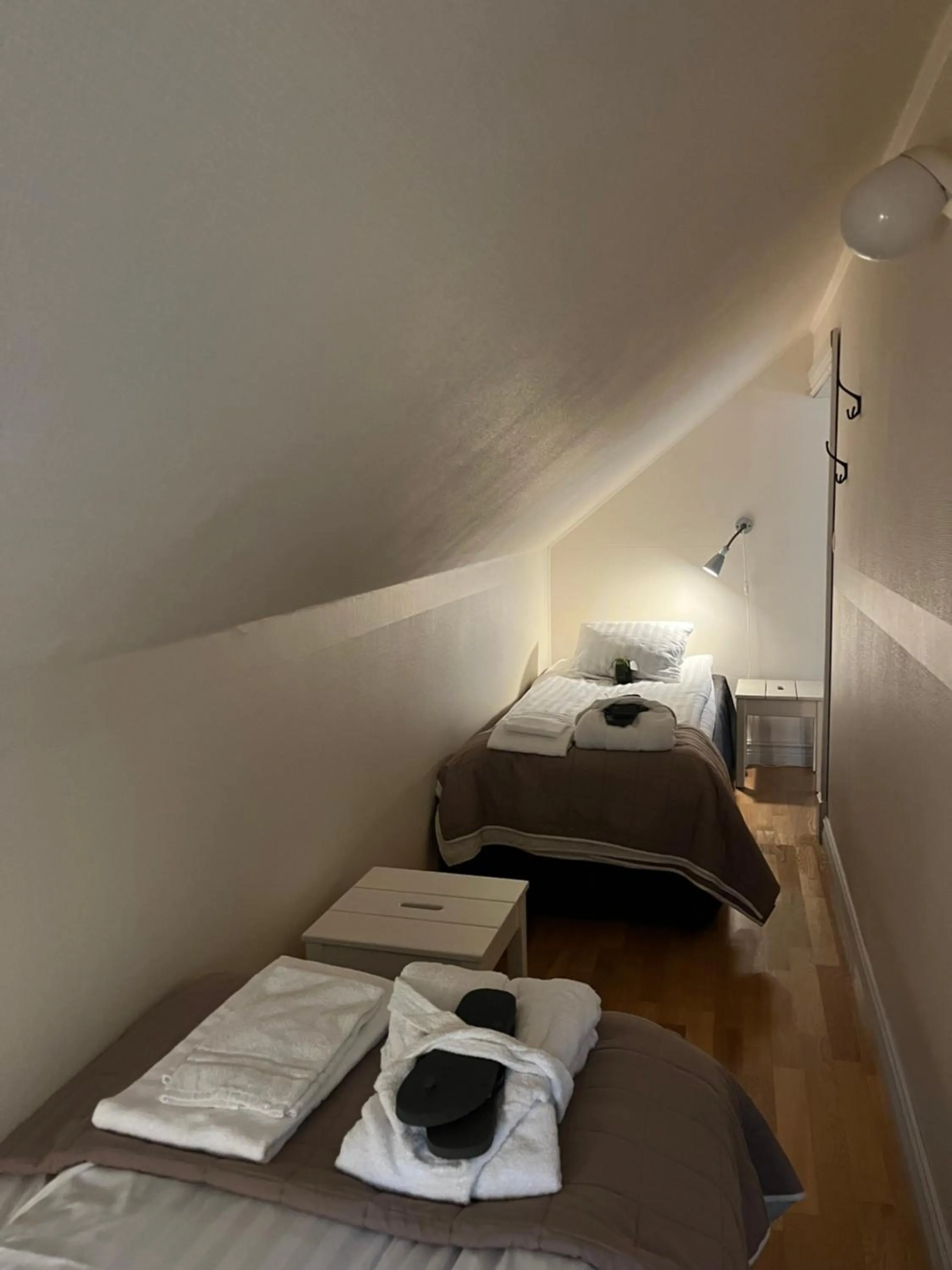 Bed in STF Korrö Gårdshotell