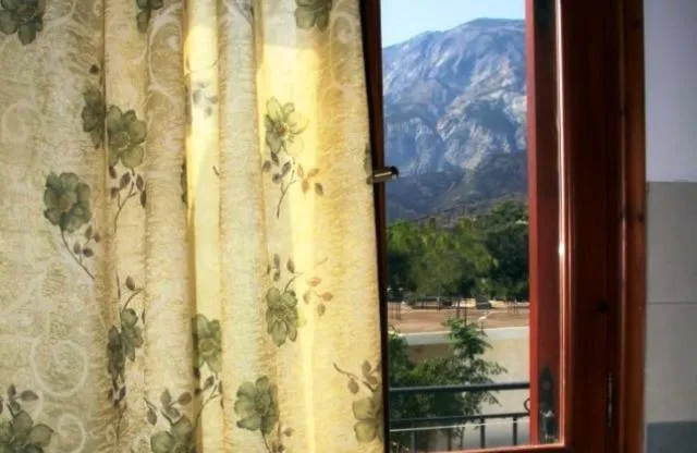 Day in Stella Apartments