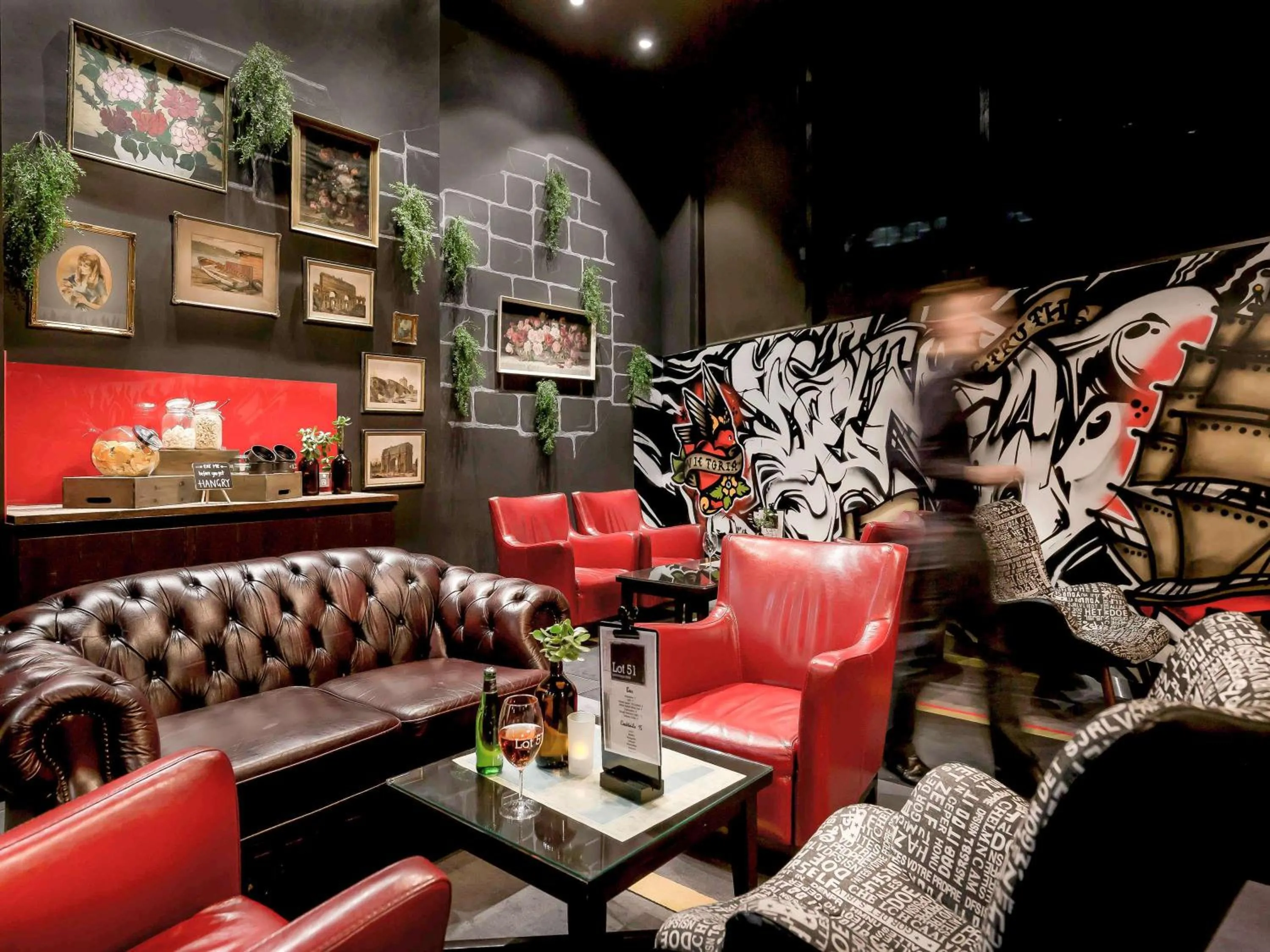 Lounge or bar in ibis Sydney Barangaroo