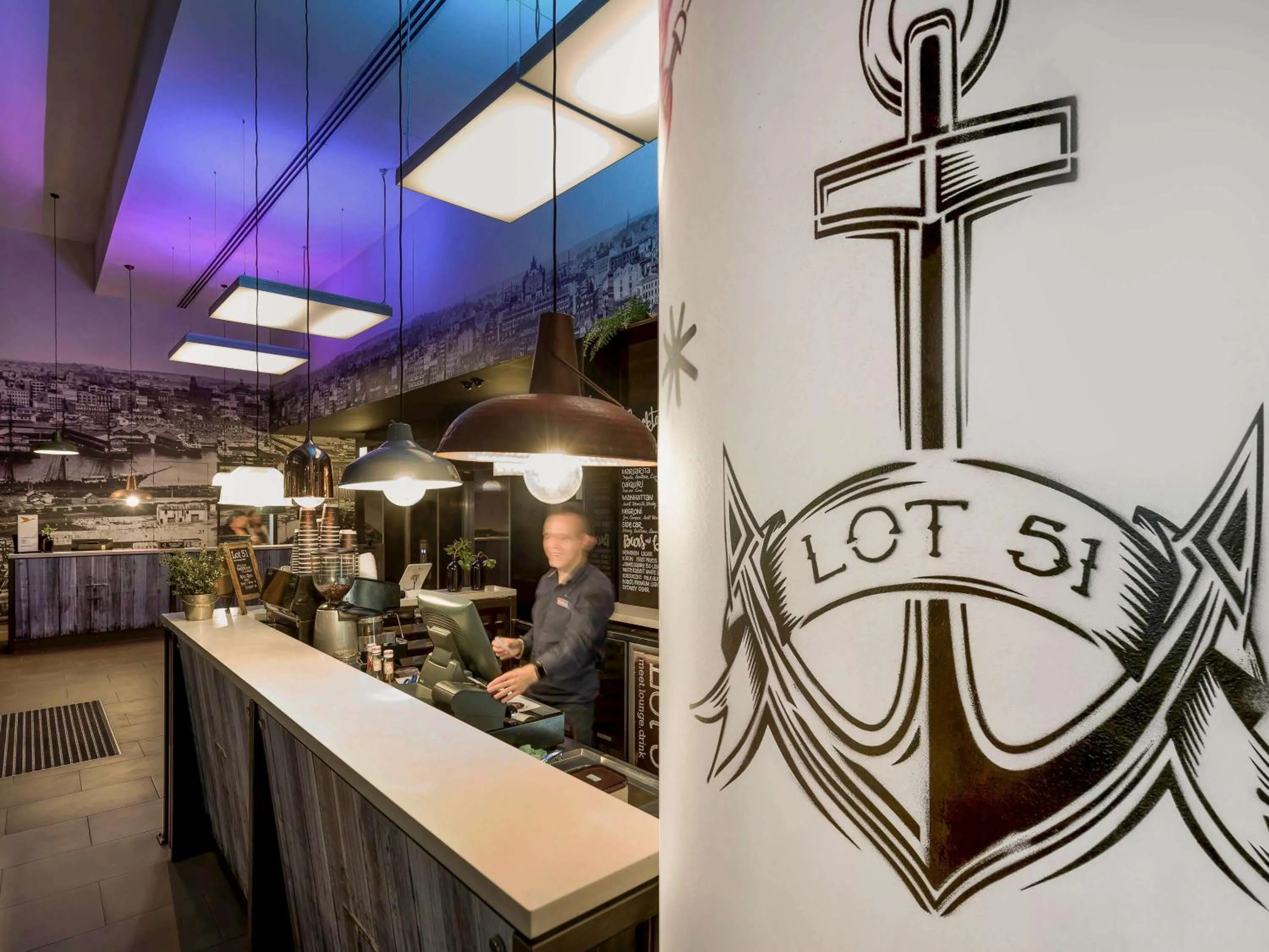 Restaurant/places to eat in ibis Sydney Barangaroo