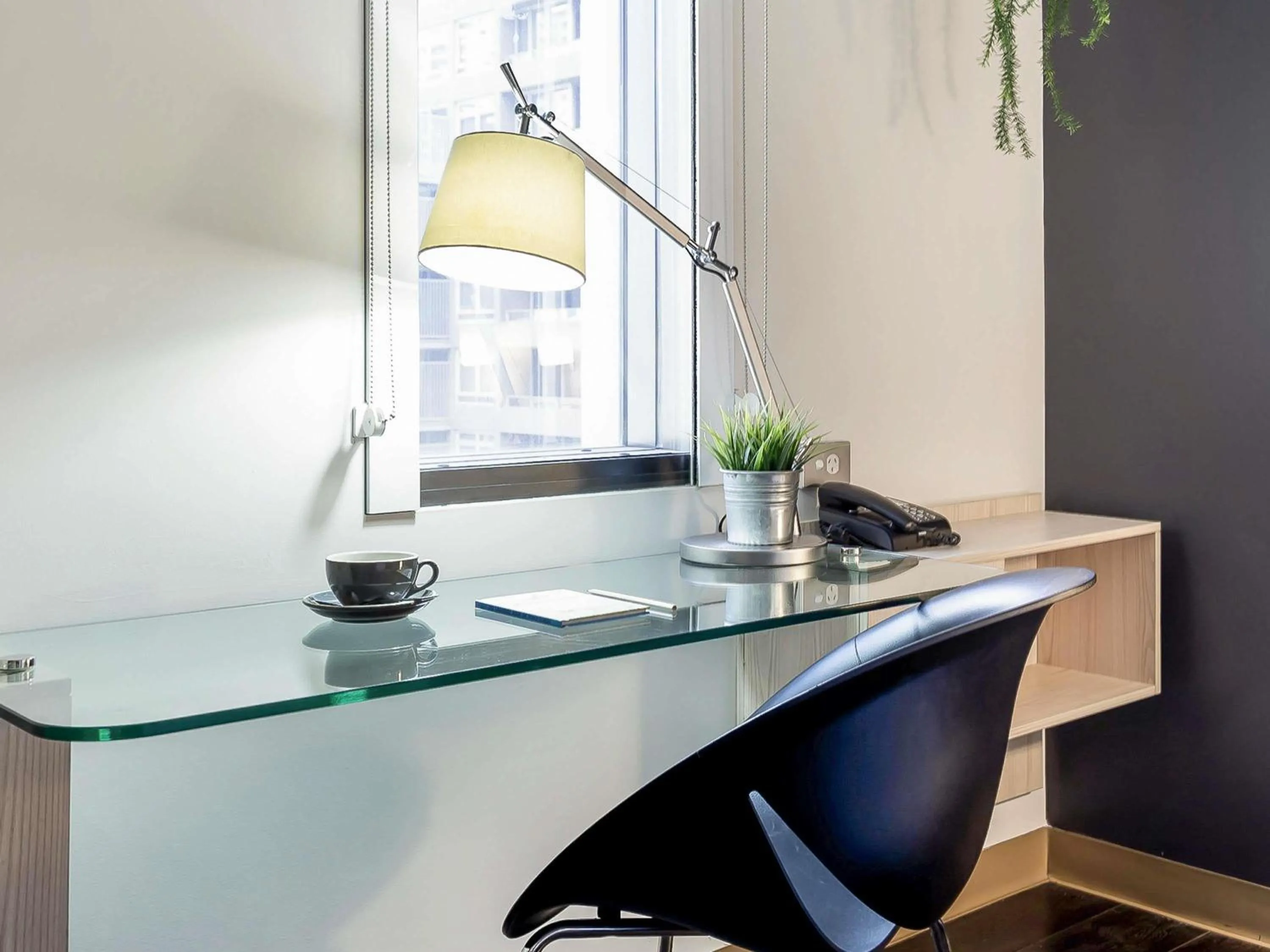 Bedroom in ibis Sydney Barangaroo