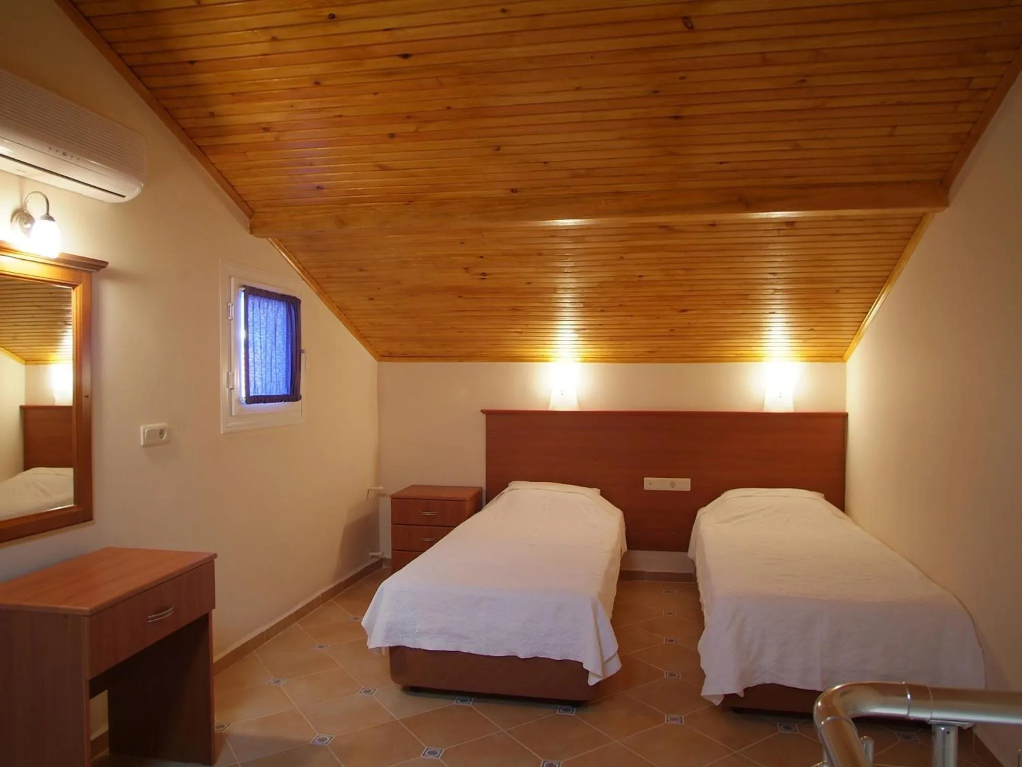 Photo of the whole room, Bed in Sea Breeze Hotel and Apartments