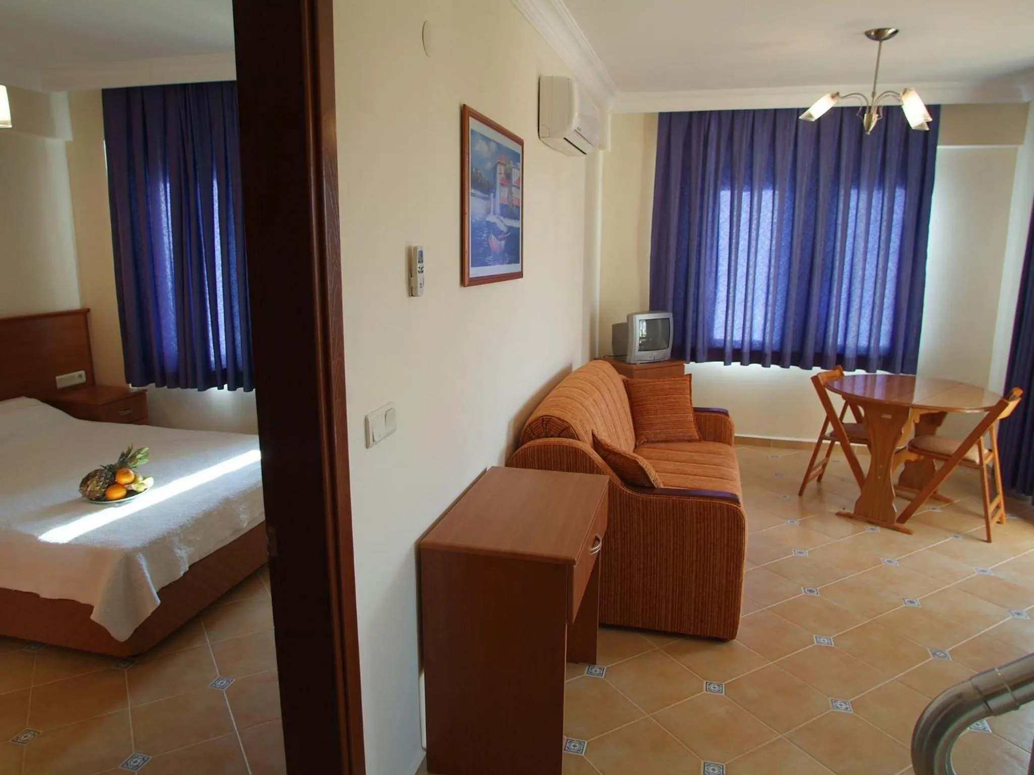 Photo of the whole room, Bed in Sea Breeze Hotel and Apartments