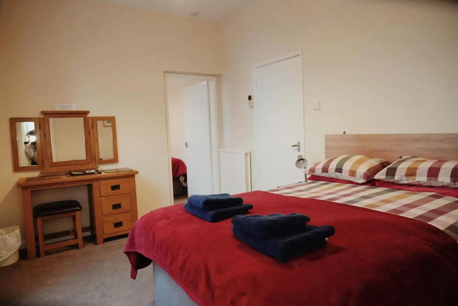 Bed in The Waverley Hotel