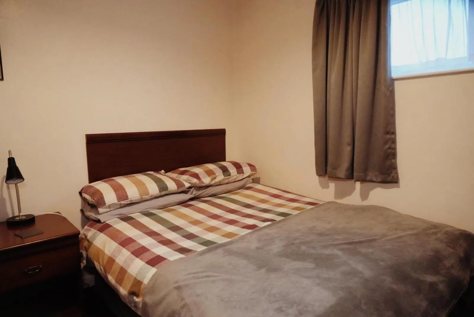 Bed in The Waverley Hotel