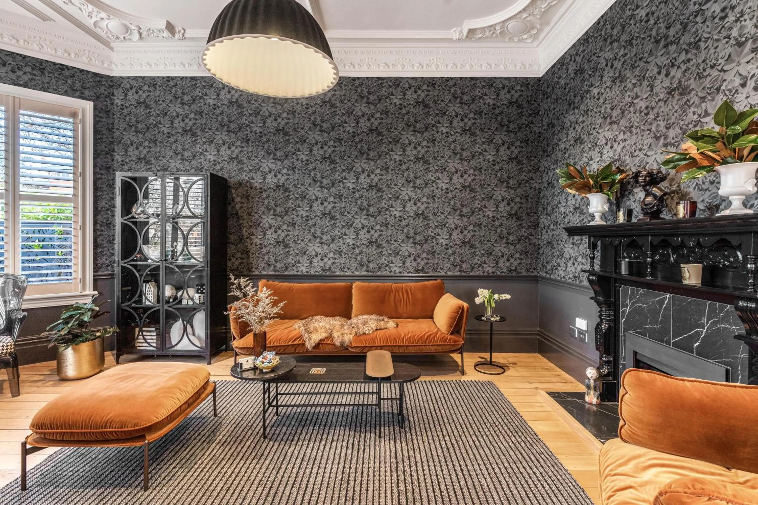 Lounge or bar in Franklin38