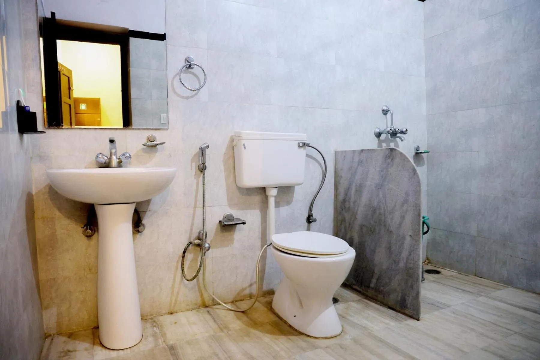 Toilet in Hotel Mewad Haveli Pushkar