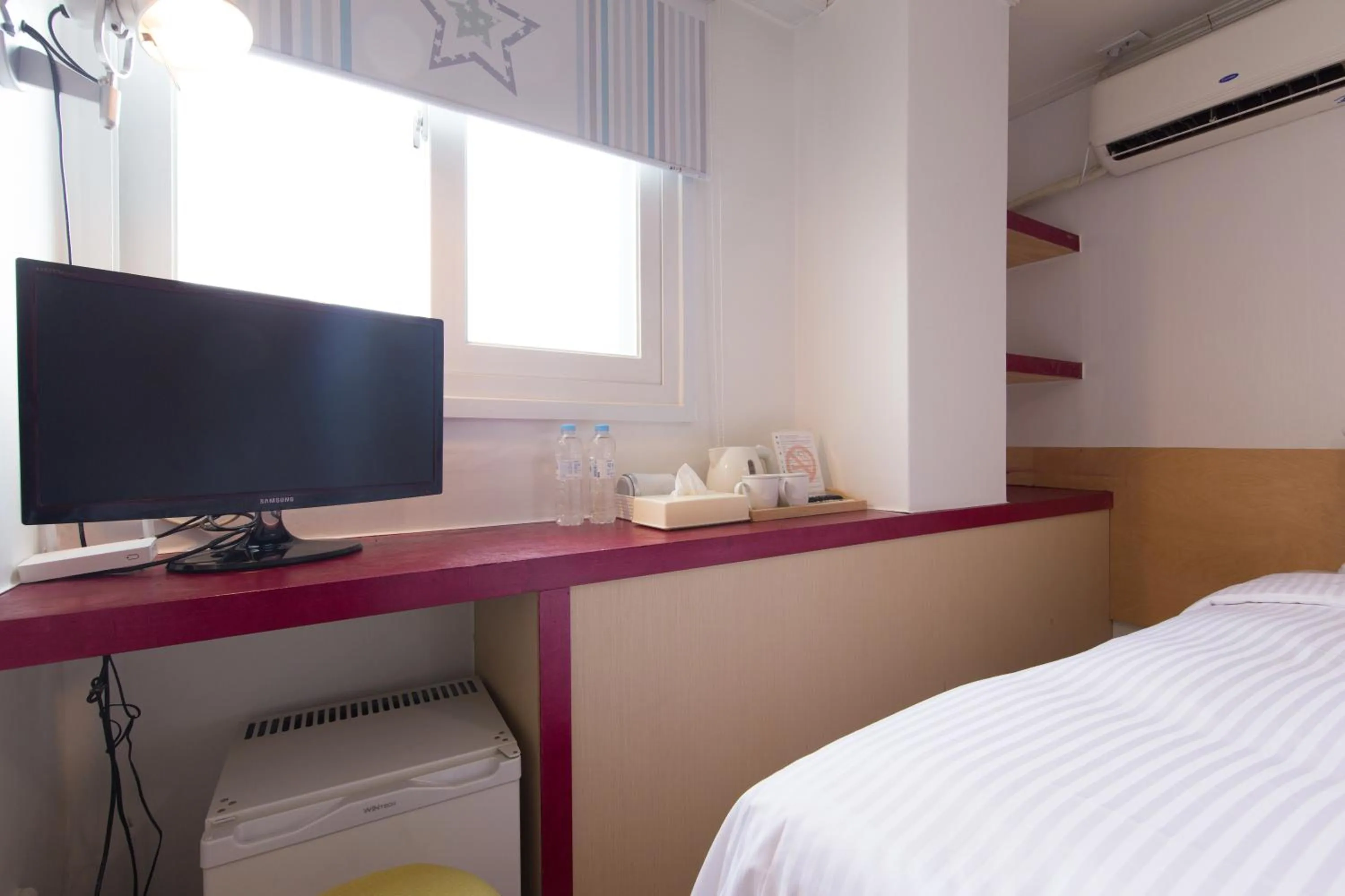 Bed in Travel Monster