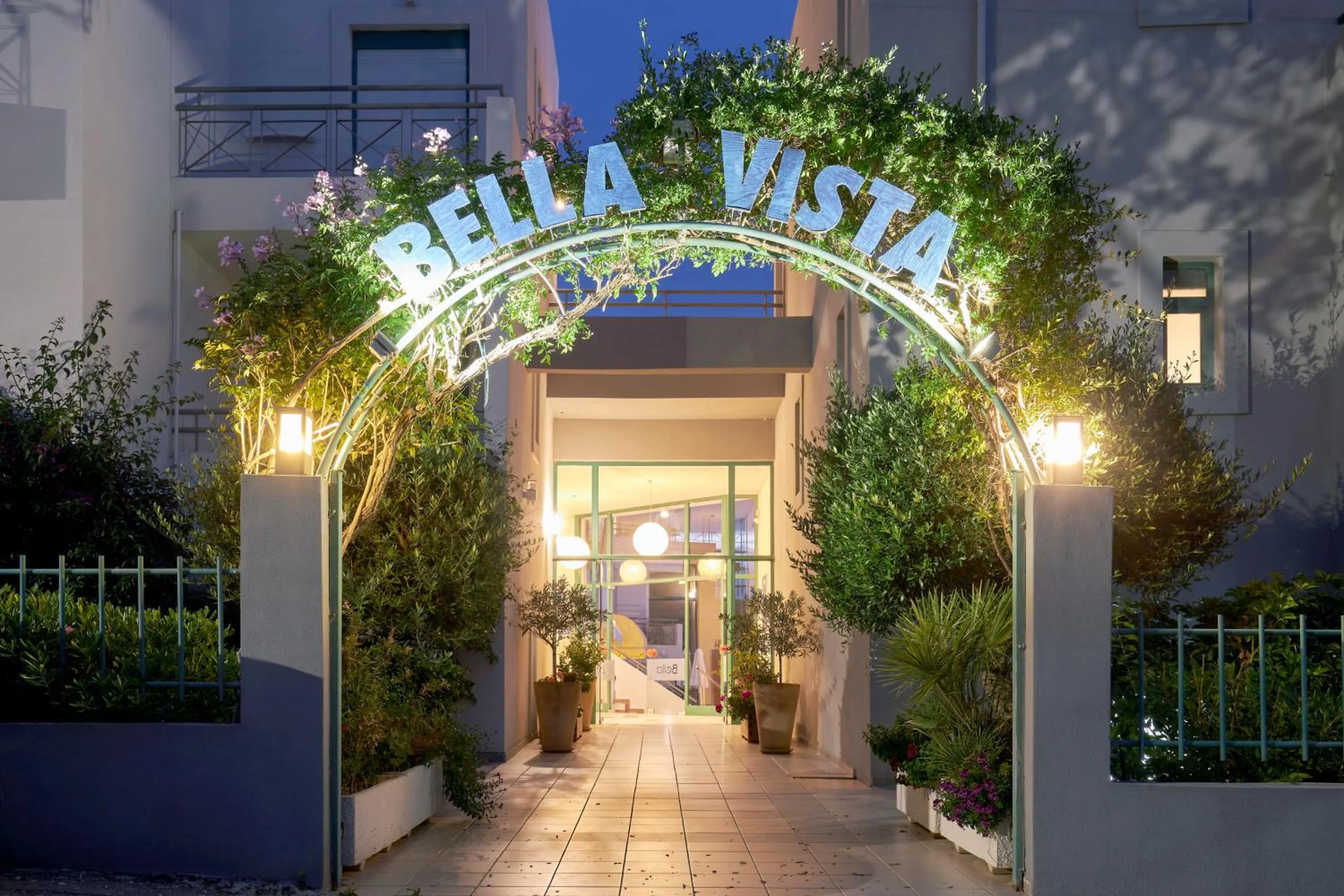 Facade/entrance in Bella Vista Hotel "by Checkin"