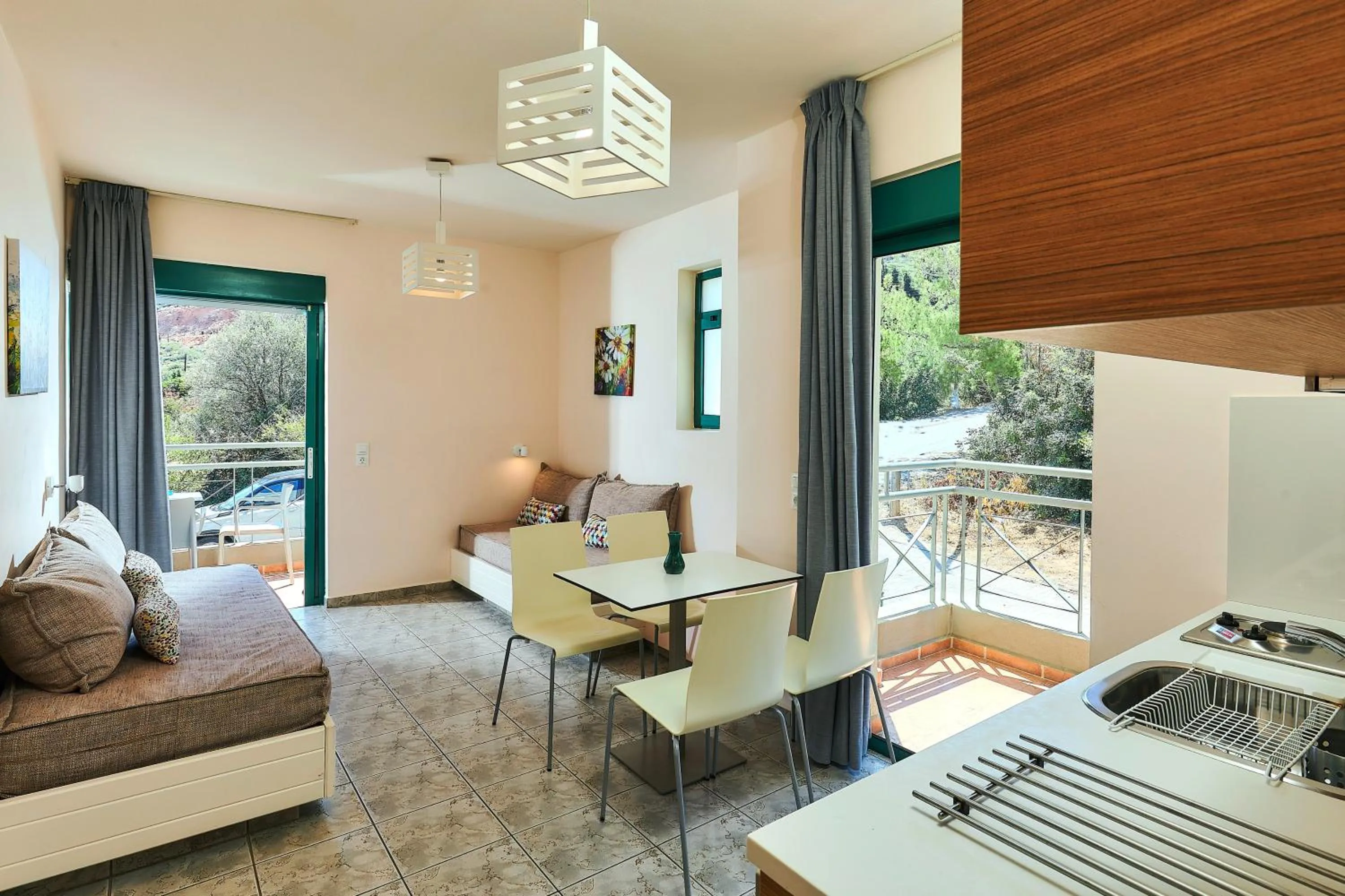 Patio in Bella Vista Hotel "by Checkin"