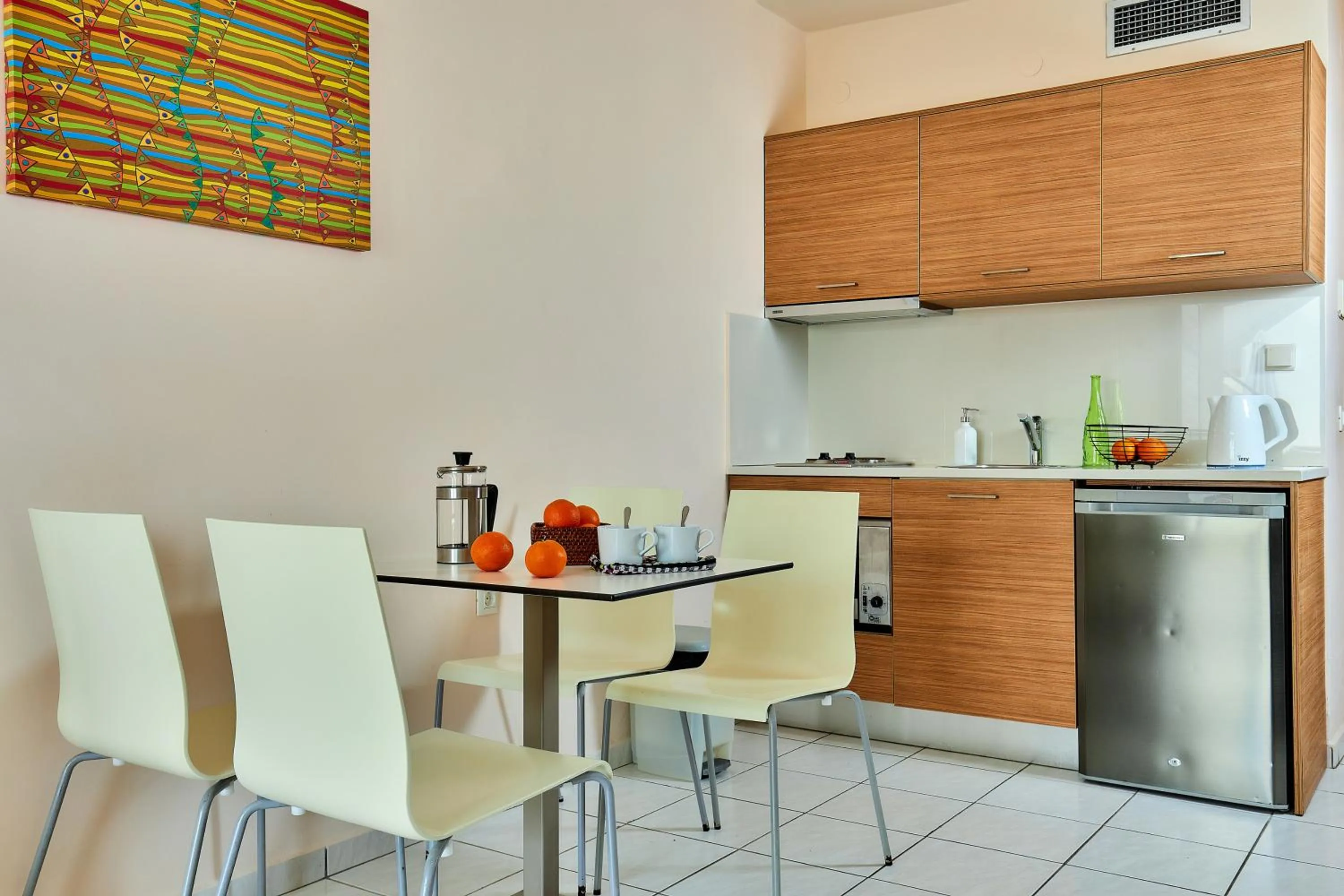 Dining area in Bella Vista Hotel "by Checkin"