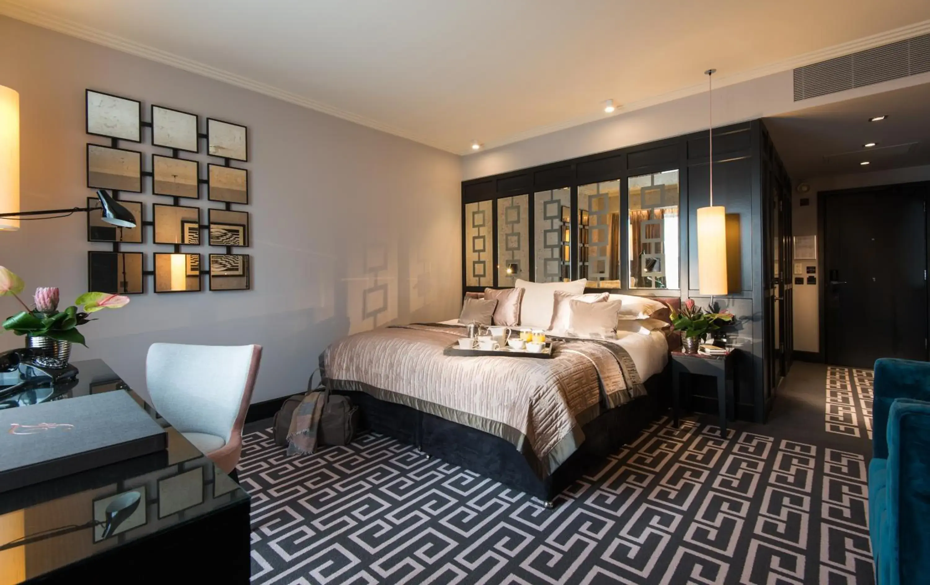 Standard Wheelchair Accessible Room in The Fitzwilliam Hotel Belfast Standard Wheelchair Accessible Room in The Fitzwilliam Hotel Belfast