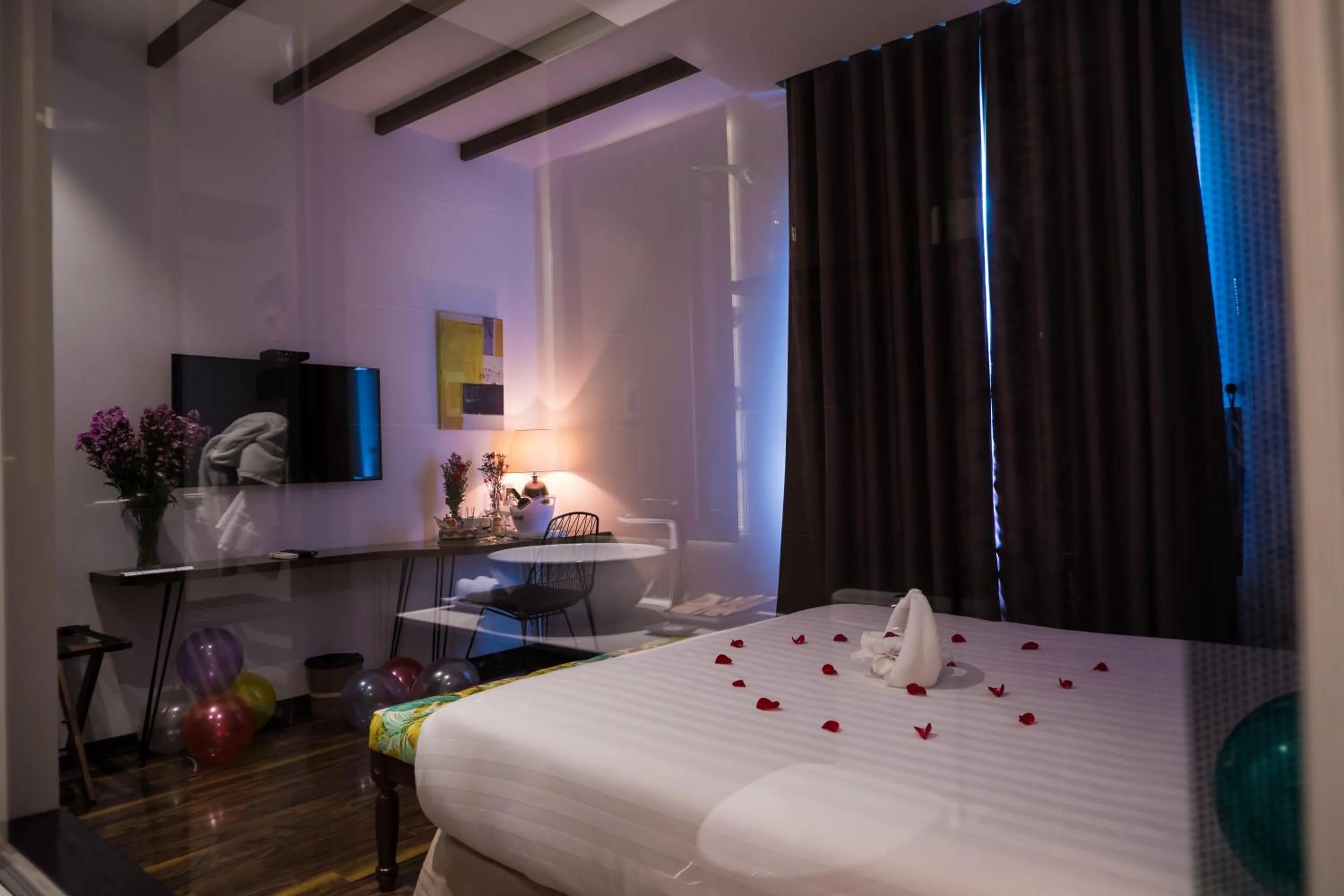 Bed in Santori Hotel Da Nang Bay