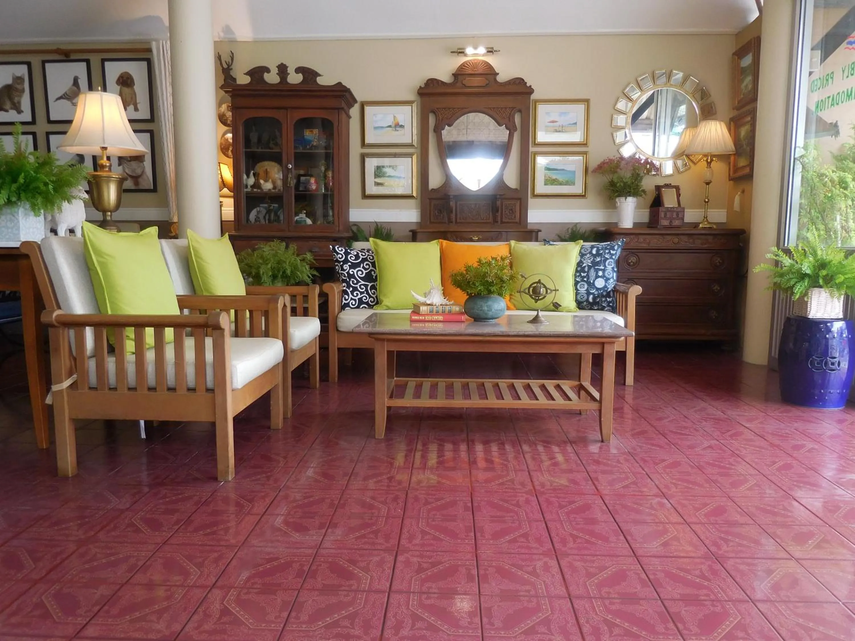 Lobby or reception in Holiday Village And Natural Garden Resort