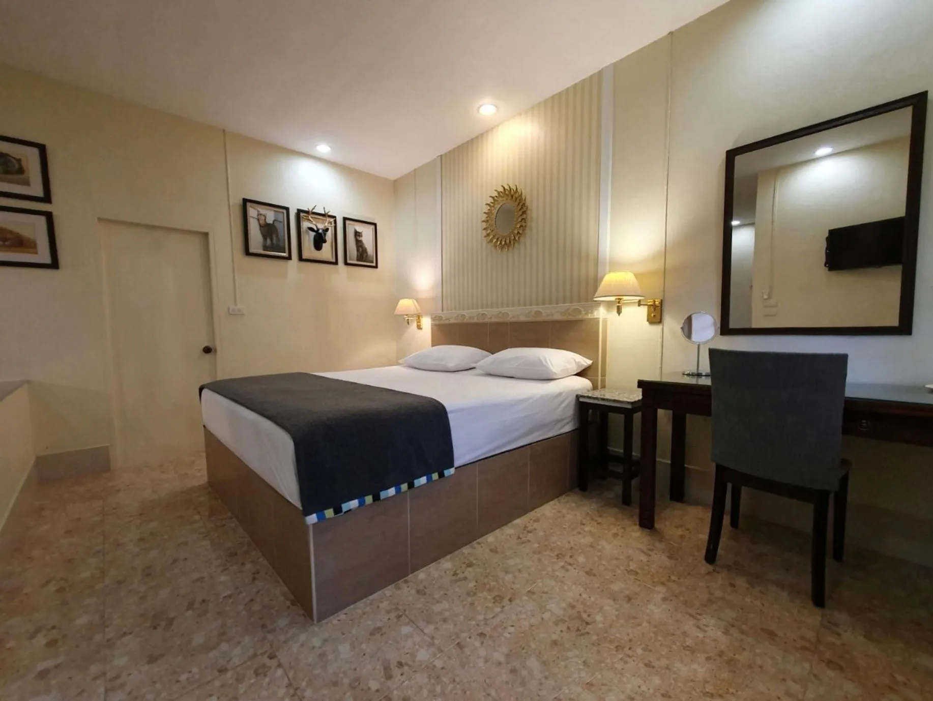 Bedroom, Bed in Holiday Village And Natural Garden Resort