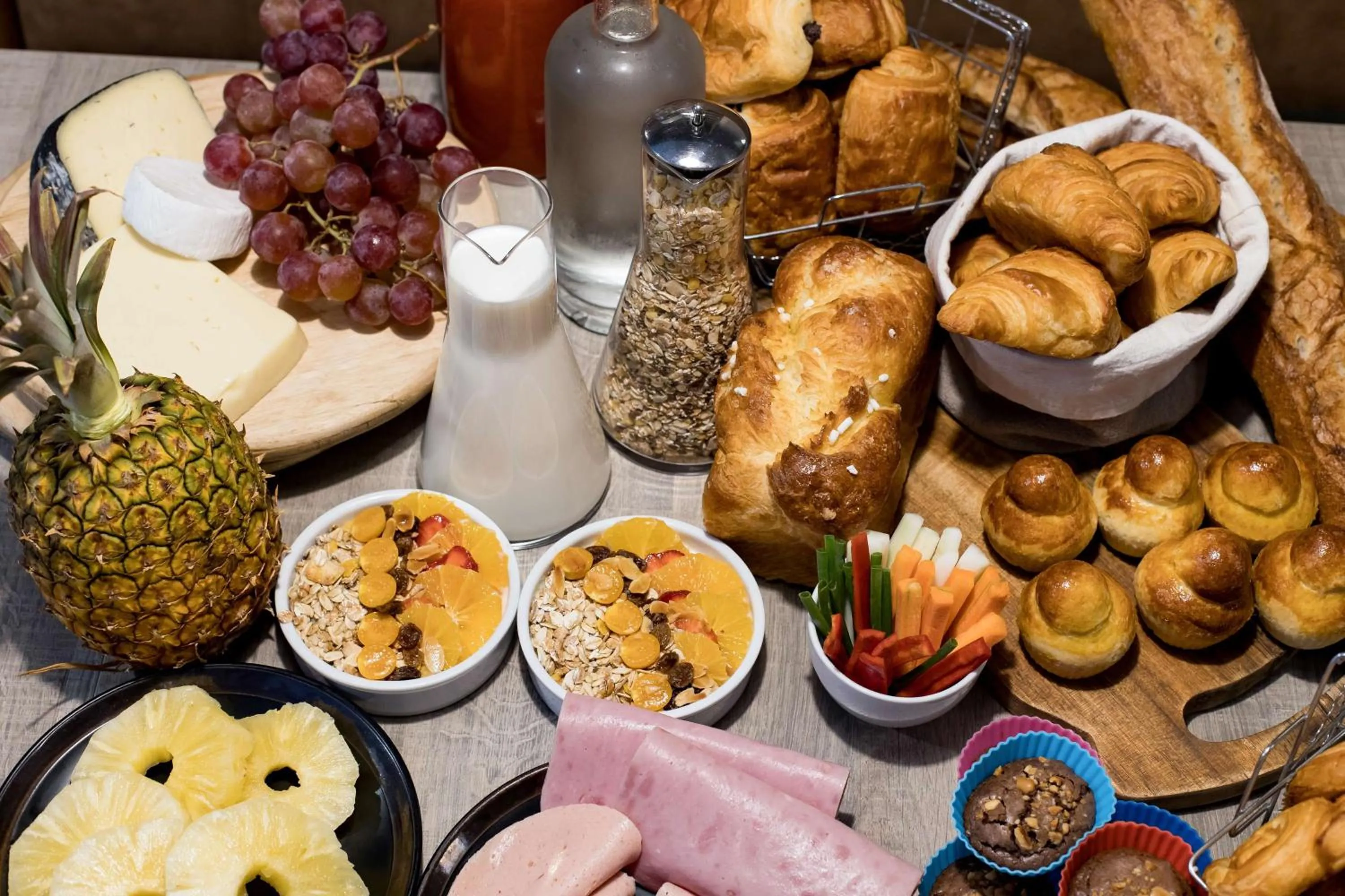 Restaurant/places to eat in Radisson Serviced Apartments Antananarivo City Centre