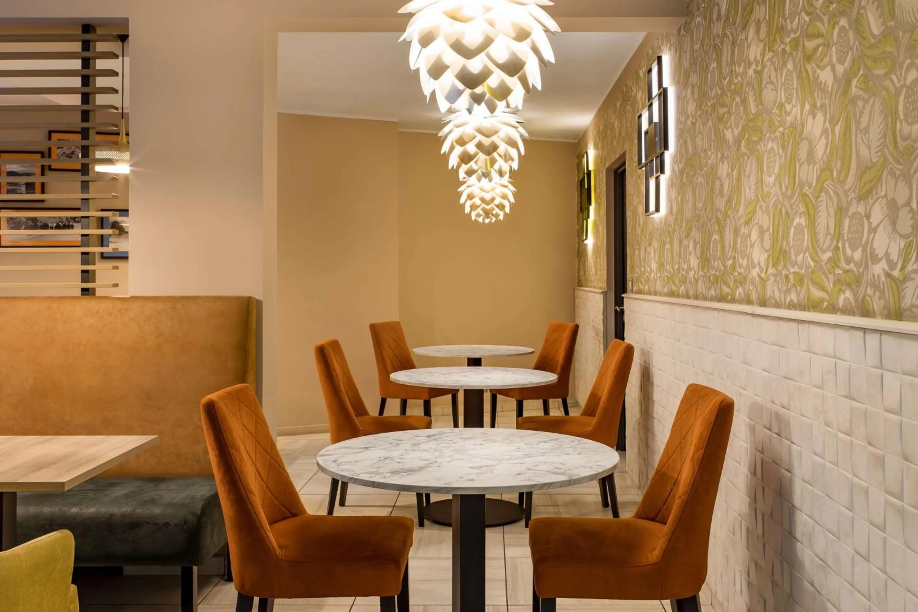 Lounge or bar in Radisson Serviced Apartments Antananarivo City Centre