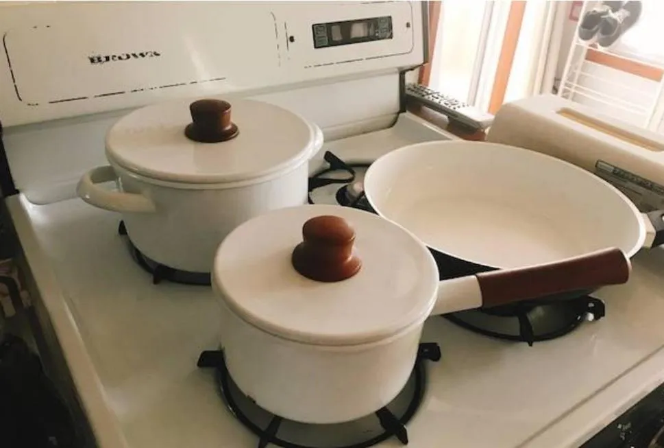 Kitchen or kitchenette in Mini Chula Inn