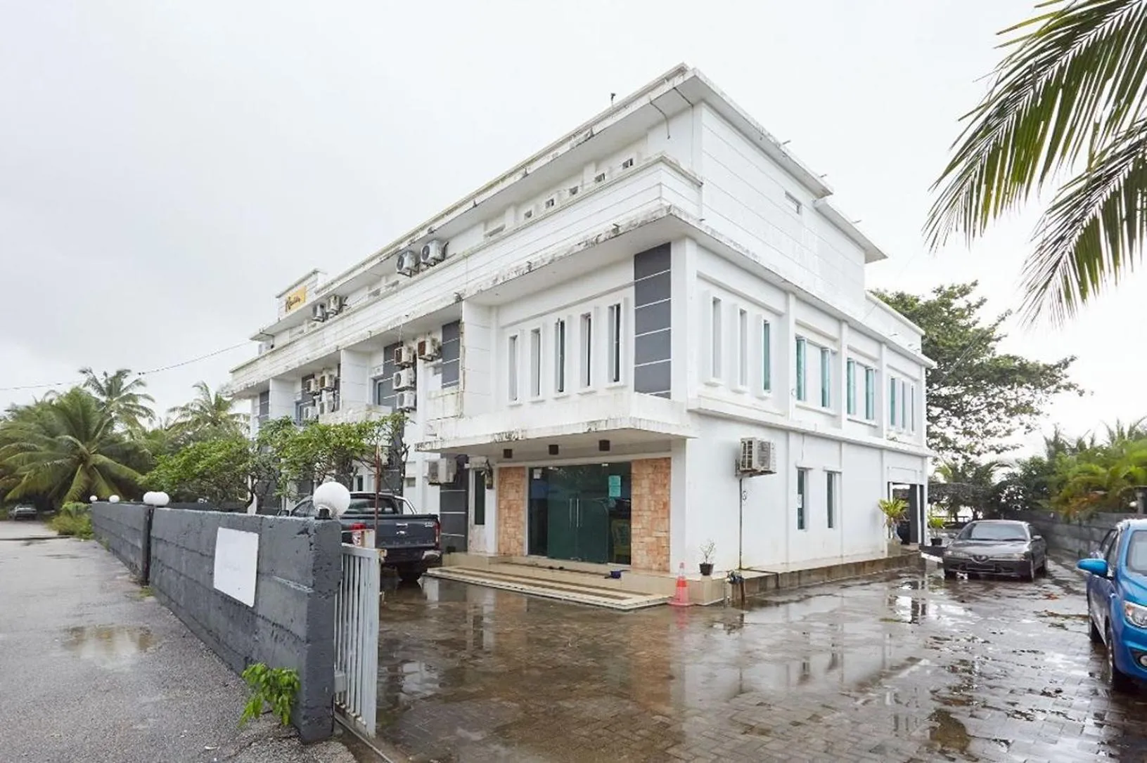 Property building in Mawar Villa, Batu Hitam