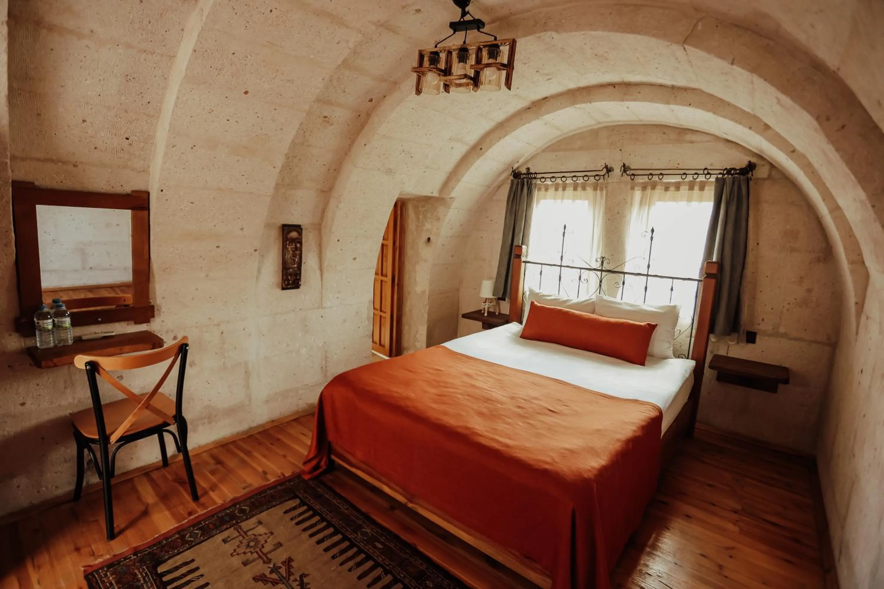 Bed in Kookaburra Hotel