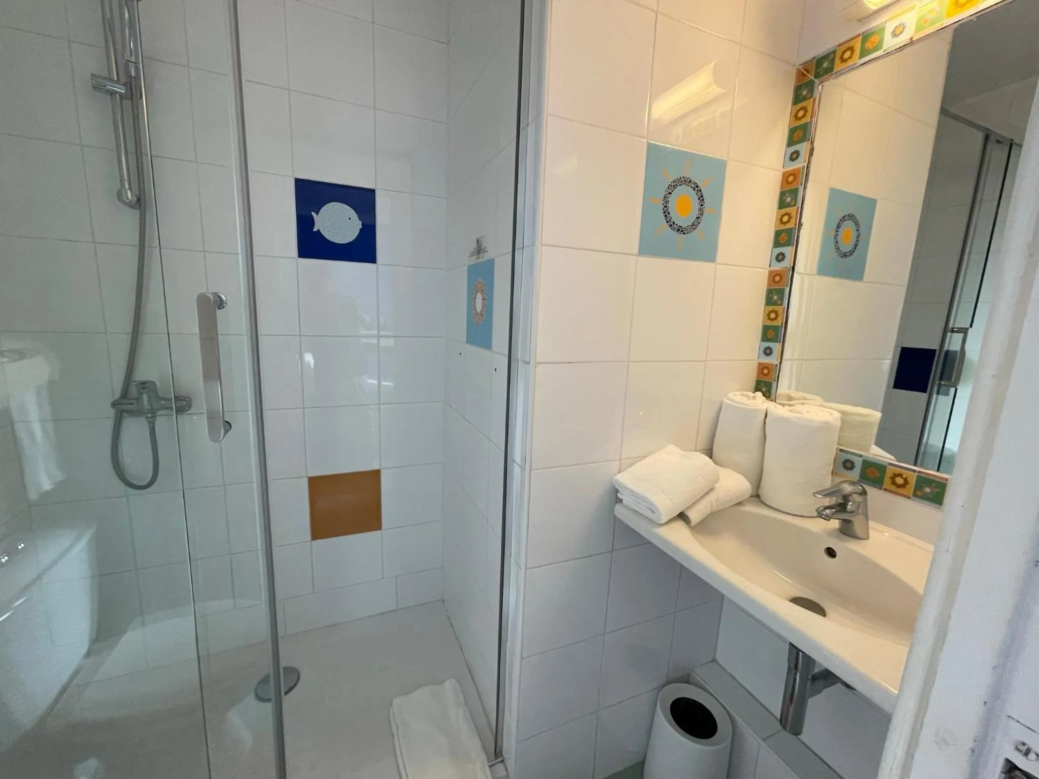 Bathroom in Hôtel Le Mirage