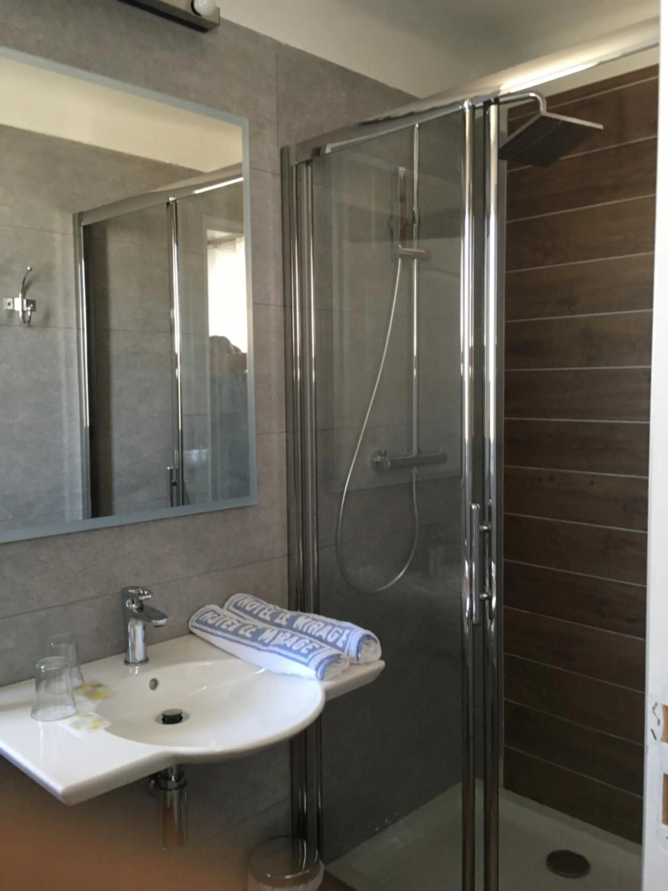 Decorative detail in Hôtel Le Mirage