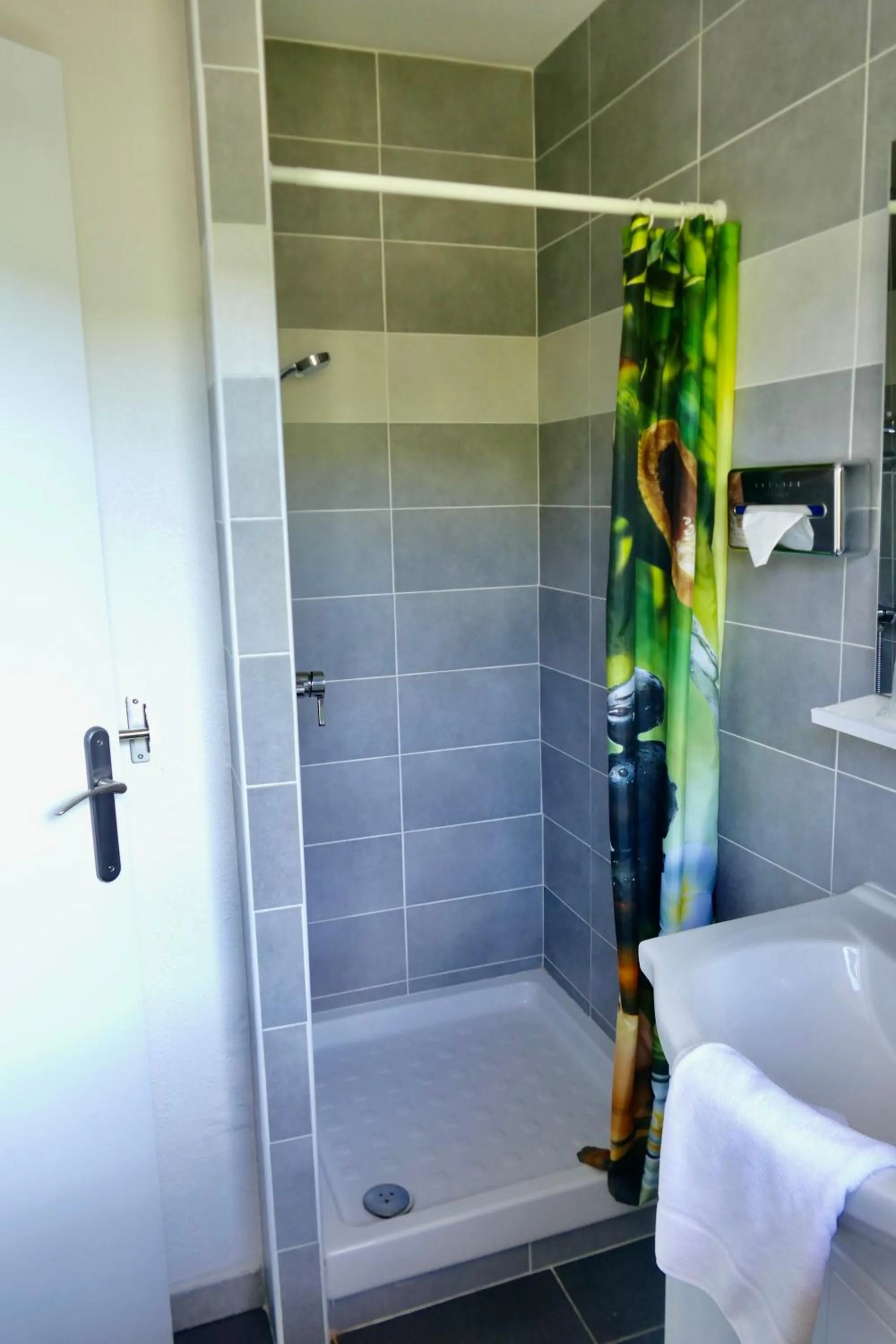 Bathroom in Hôtel Le Blainon