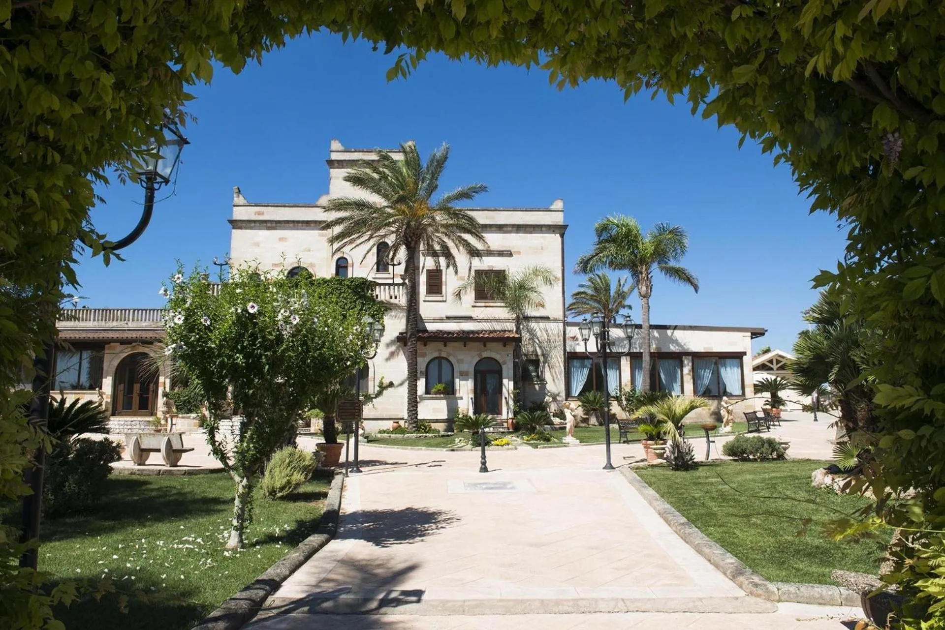 Property building in Masseria Grottella