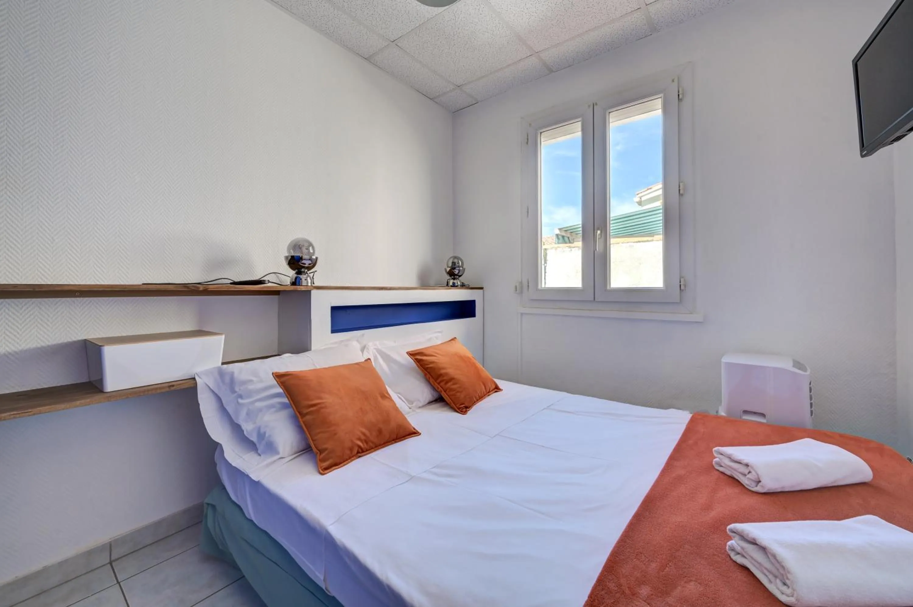 Bedroom, Bed in Hotel Camille