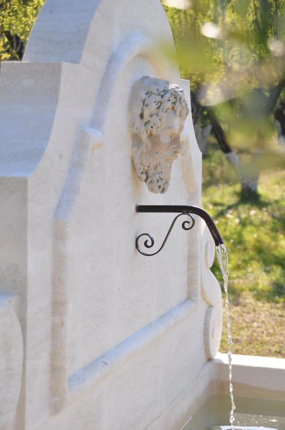 On site in Le Jardin des Amandiers