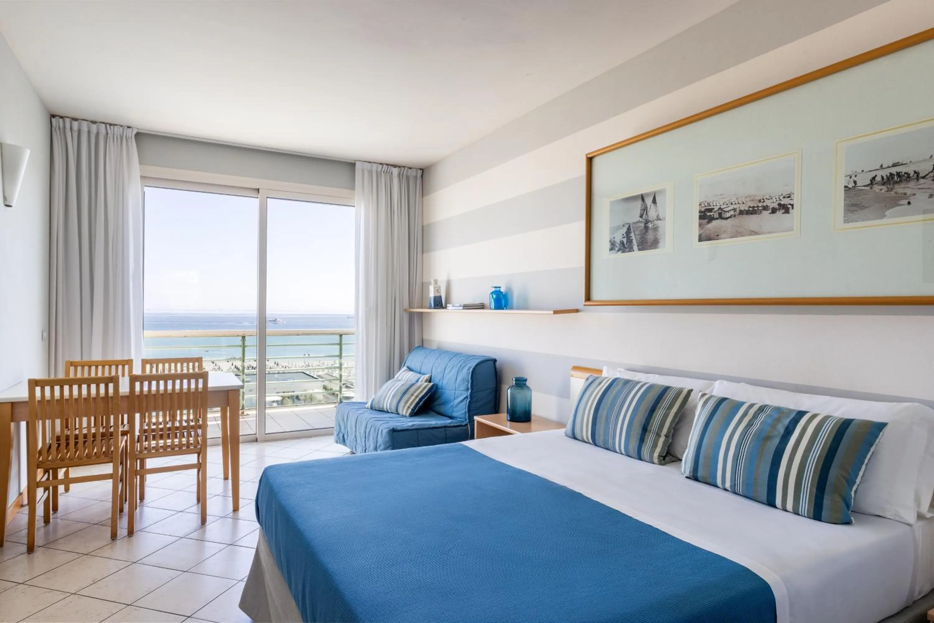 Bedroom, Bed in Hotel Valverde & Residenza