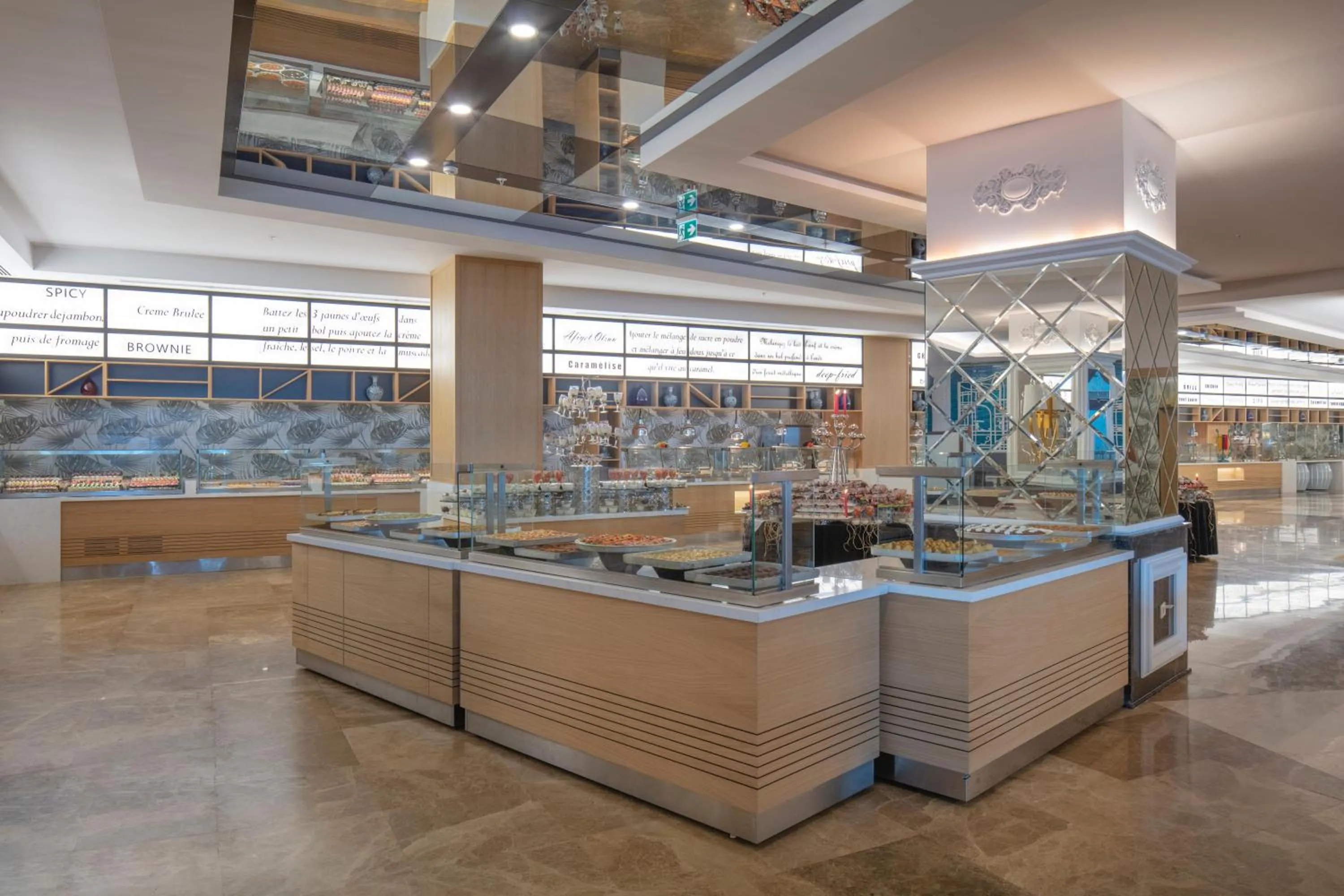 Restaurant/places to eat in Granada Luxury Okurcalar