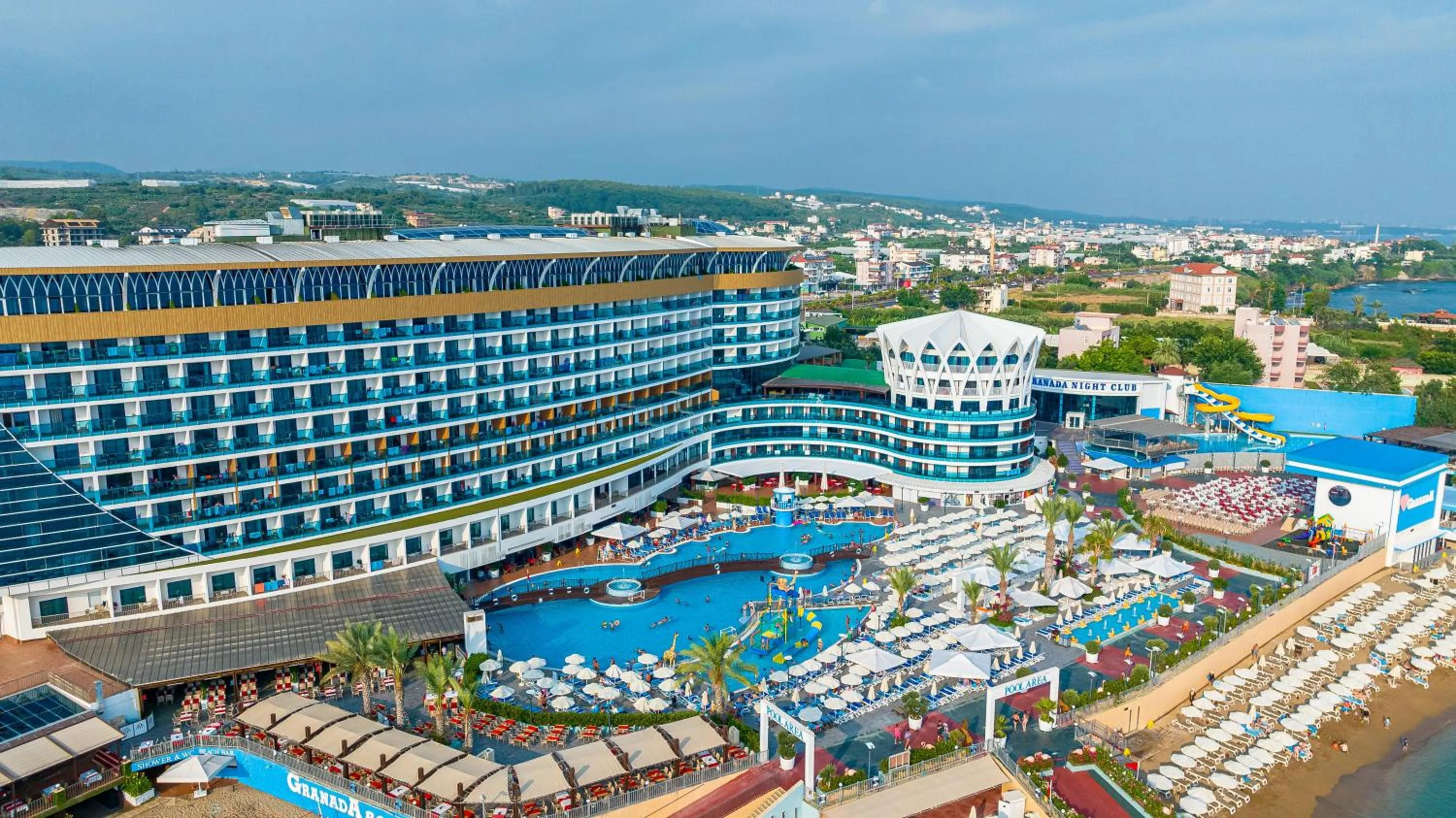 Property building in Granada Luxury Okurcalar