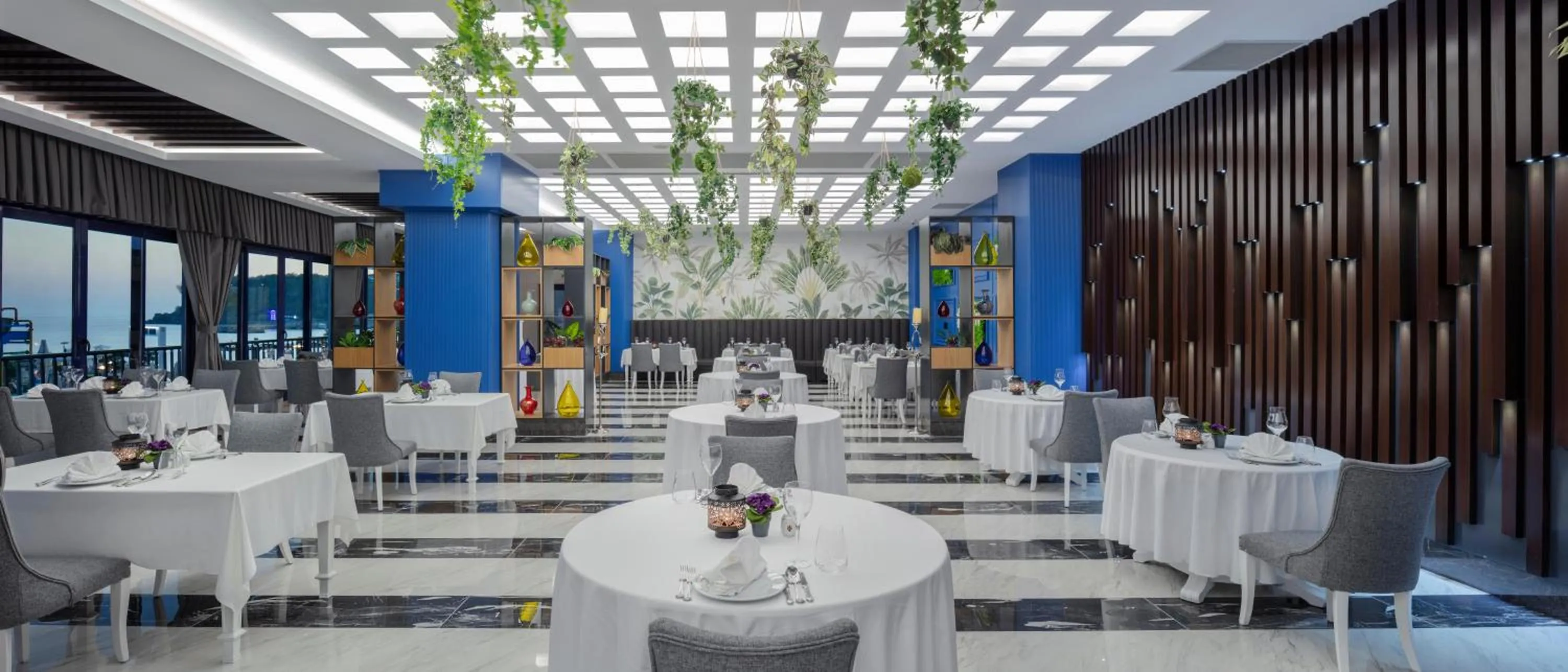 Restaurant/places to eat in Granada Luxury Okurcalar