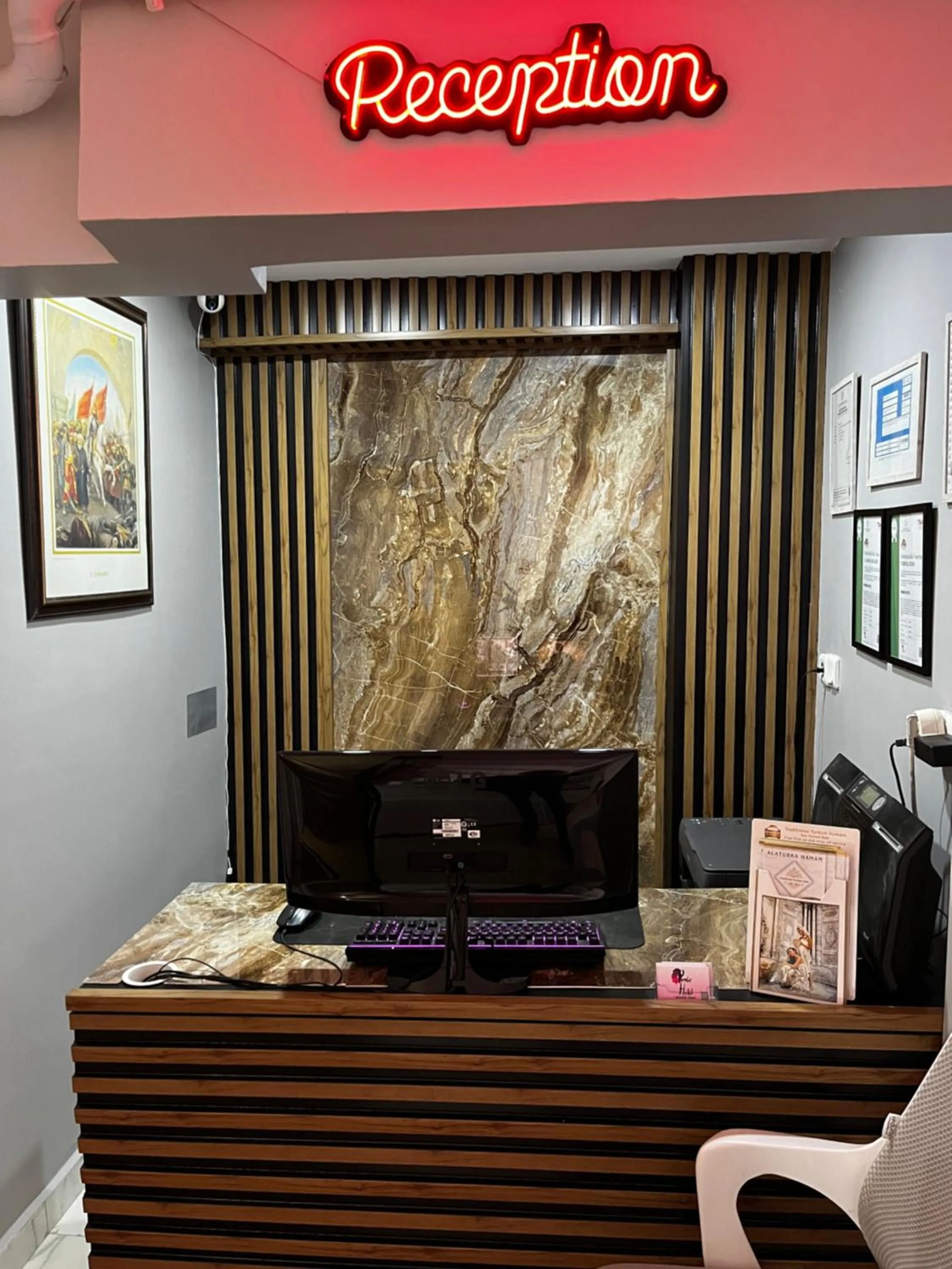 Lobby or reception in Pembe Hotel