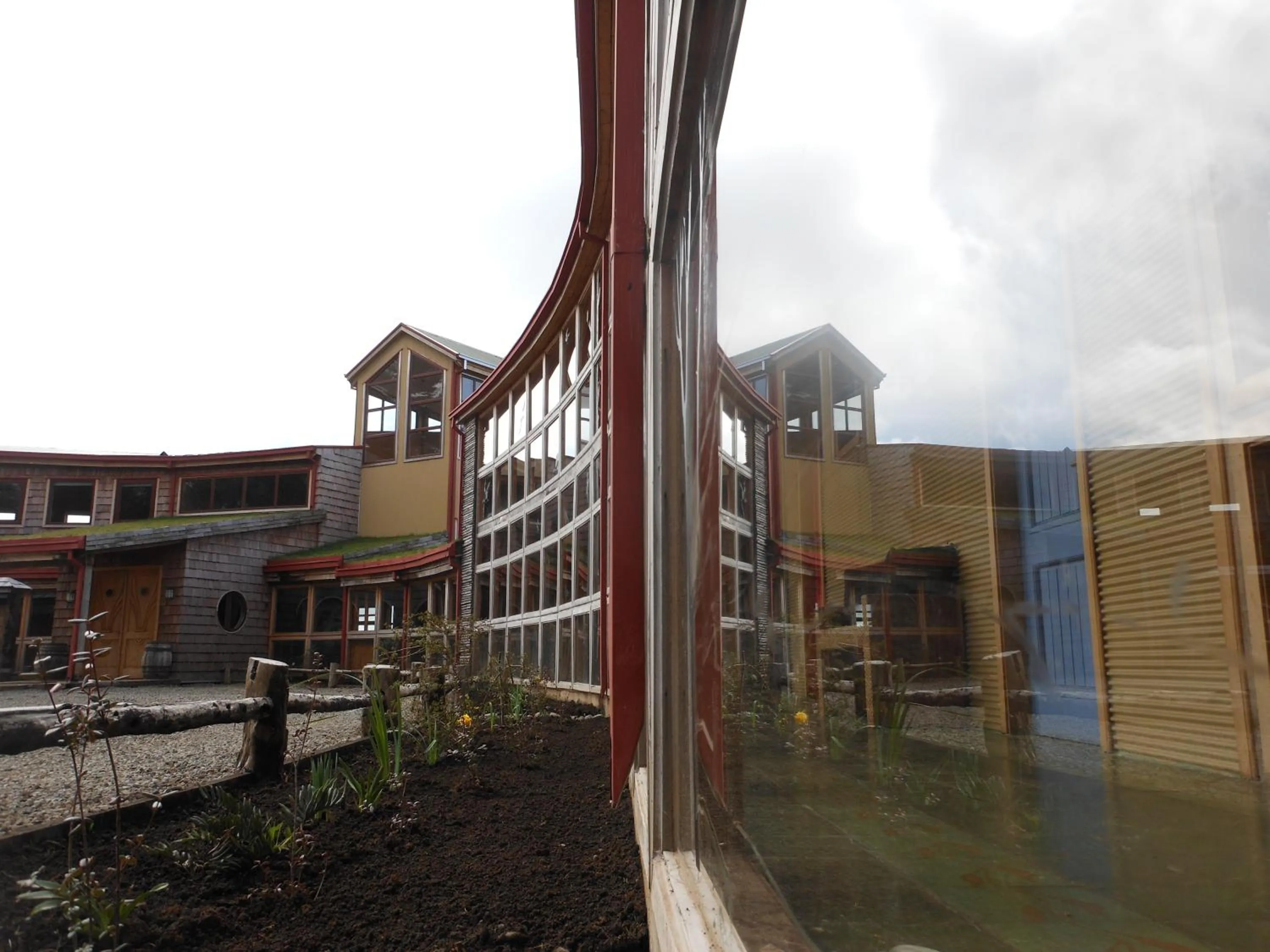 Facade/entrance in Hotel Parque Quilquico