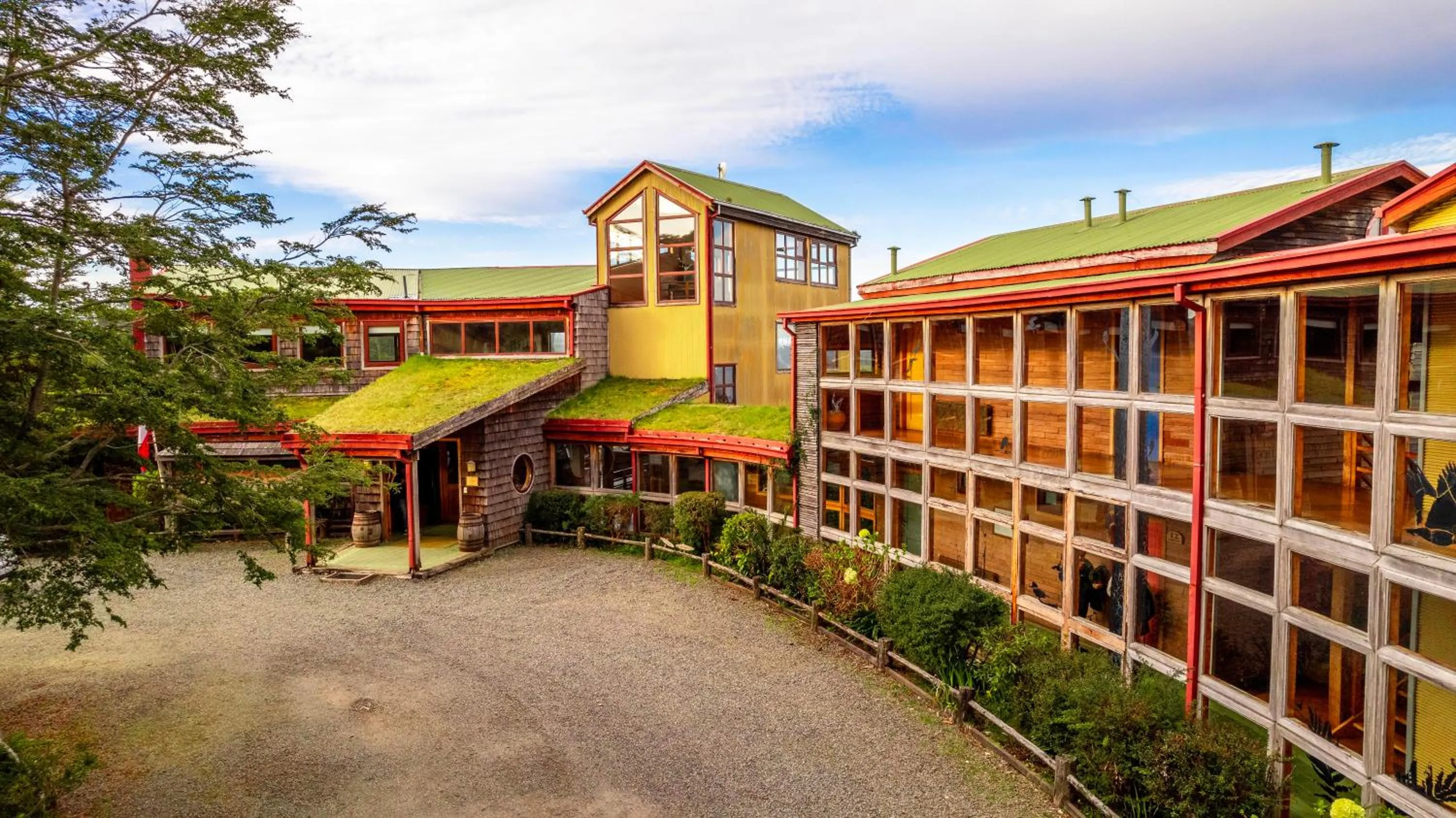 Property building in Hotel Parque Quilquico