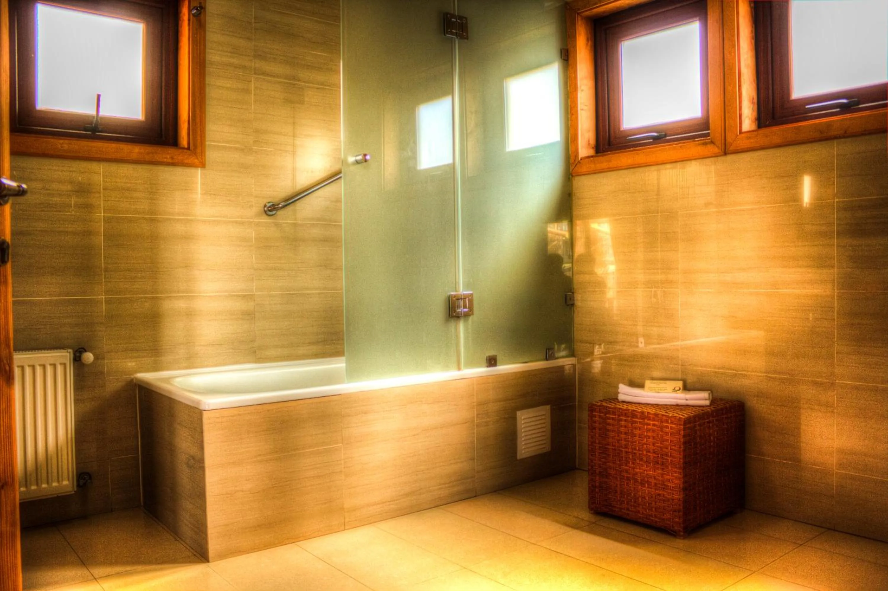 Shower in Hotel Parque Quilquico