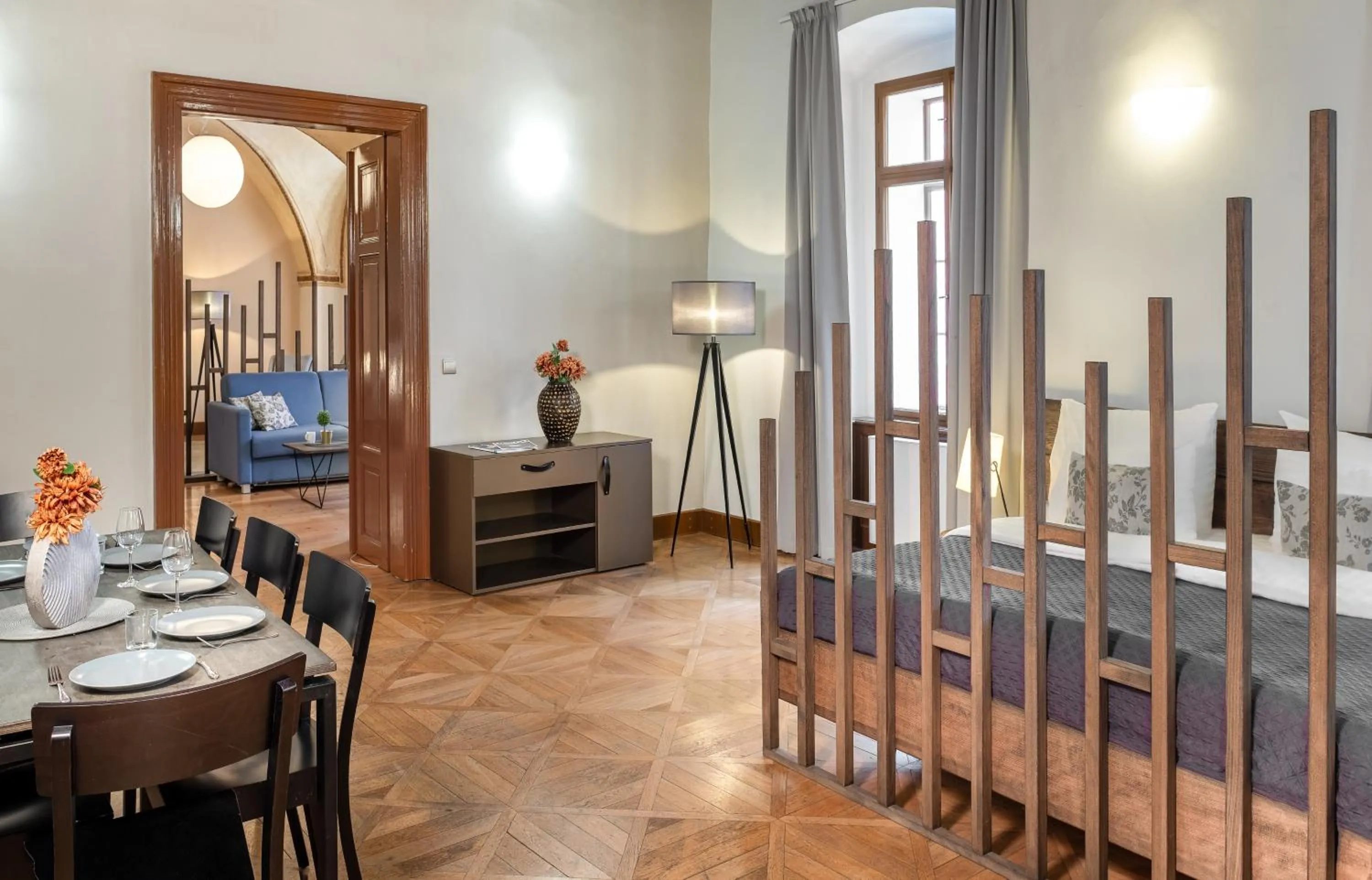 Bed in 3 Epoques Apartments by Adrez