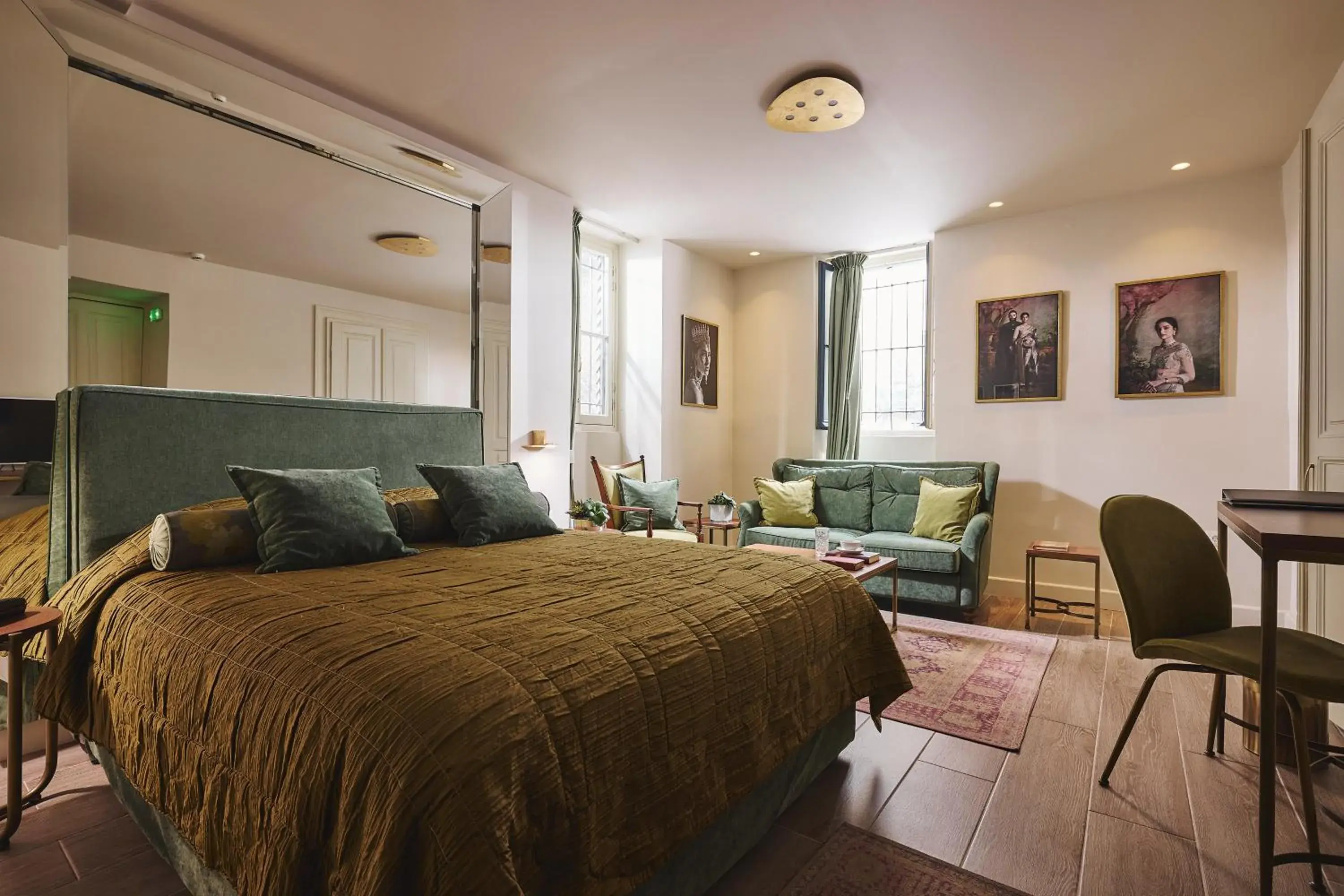 Junior Suite - Semi Basement in Bohemian Suites Athens Junior Suite - Semi Basement in Bohemian Suites Athens