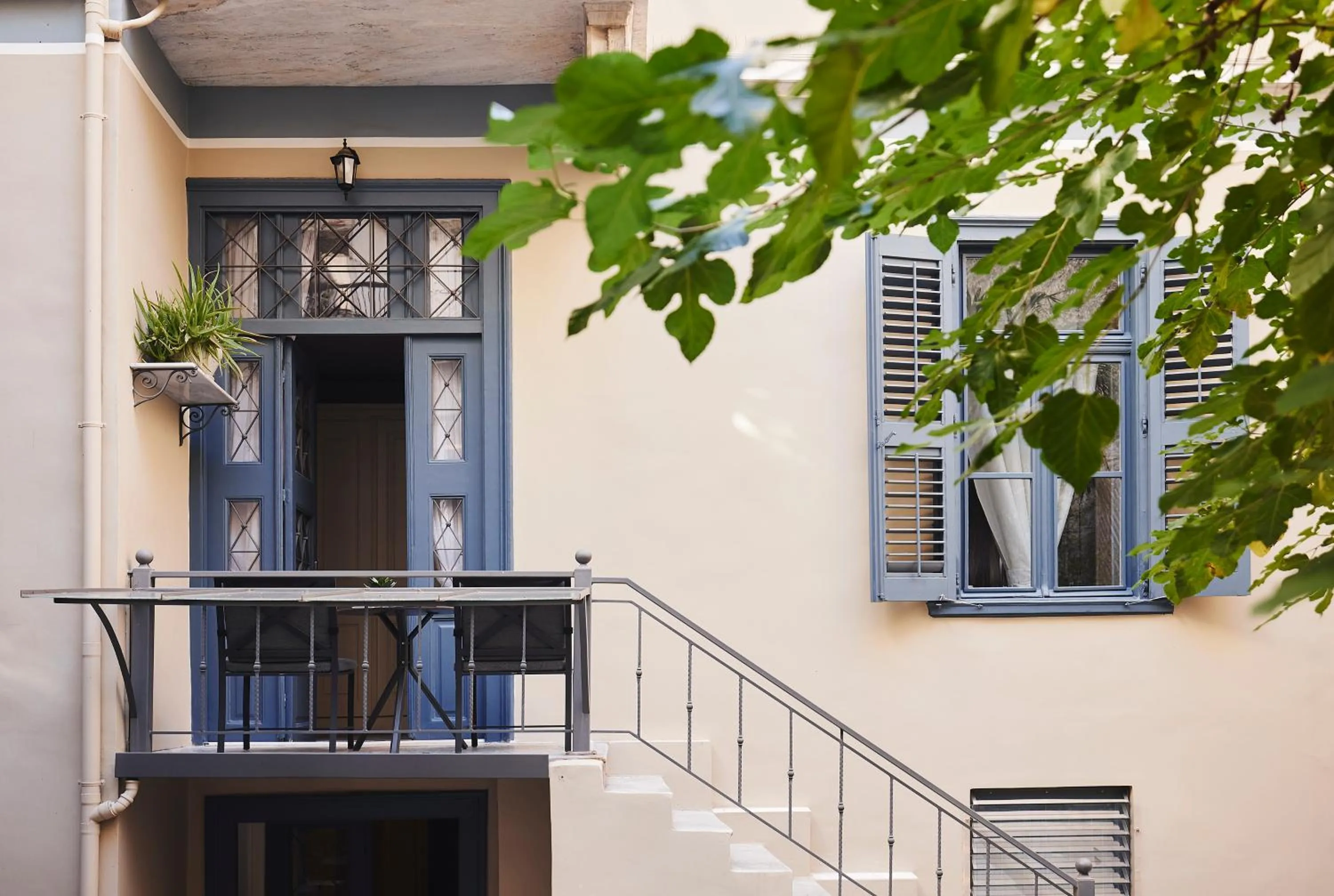 Garden in Bohemian Suites Athens