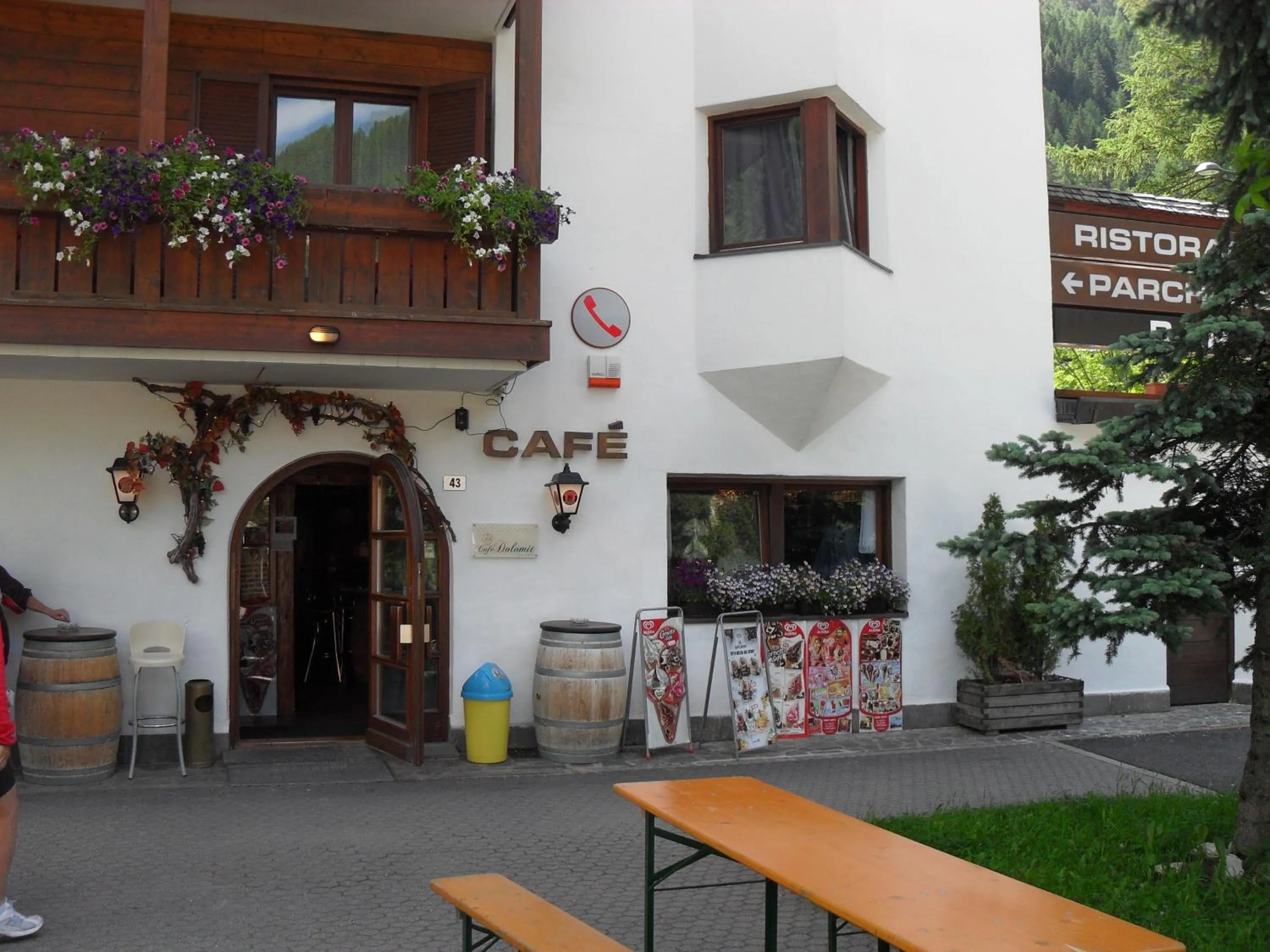 Facade/entrance in Hotel Casa Alpina - Alpin Haus