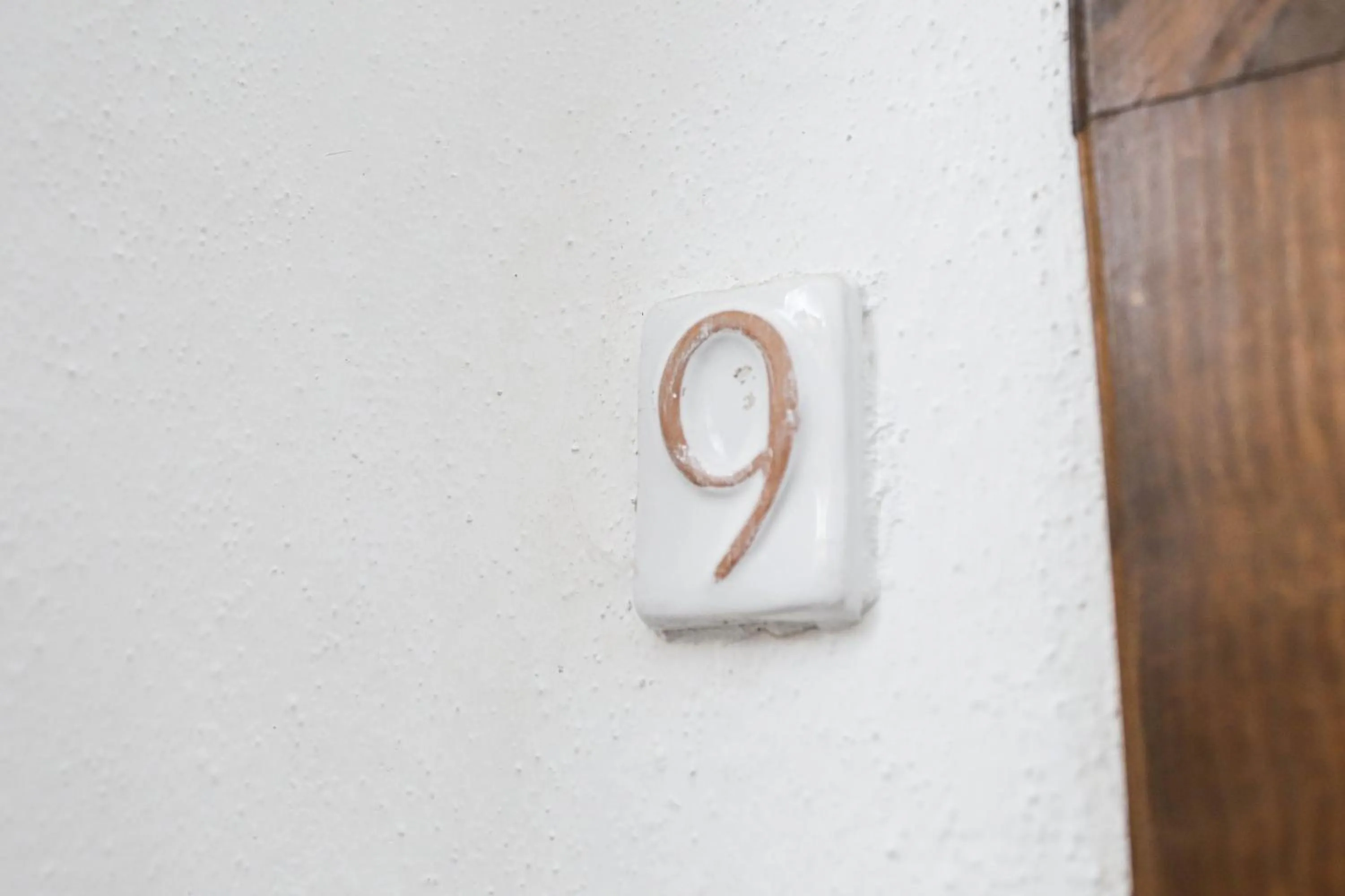 Text overlay in Sweetposeidon