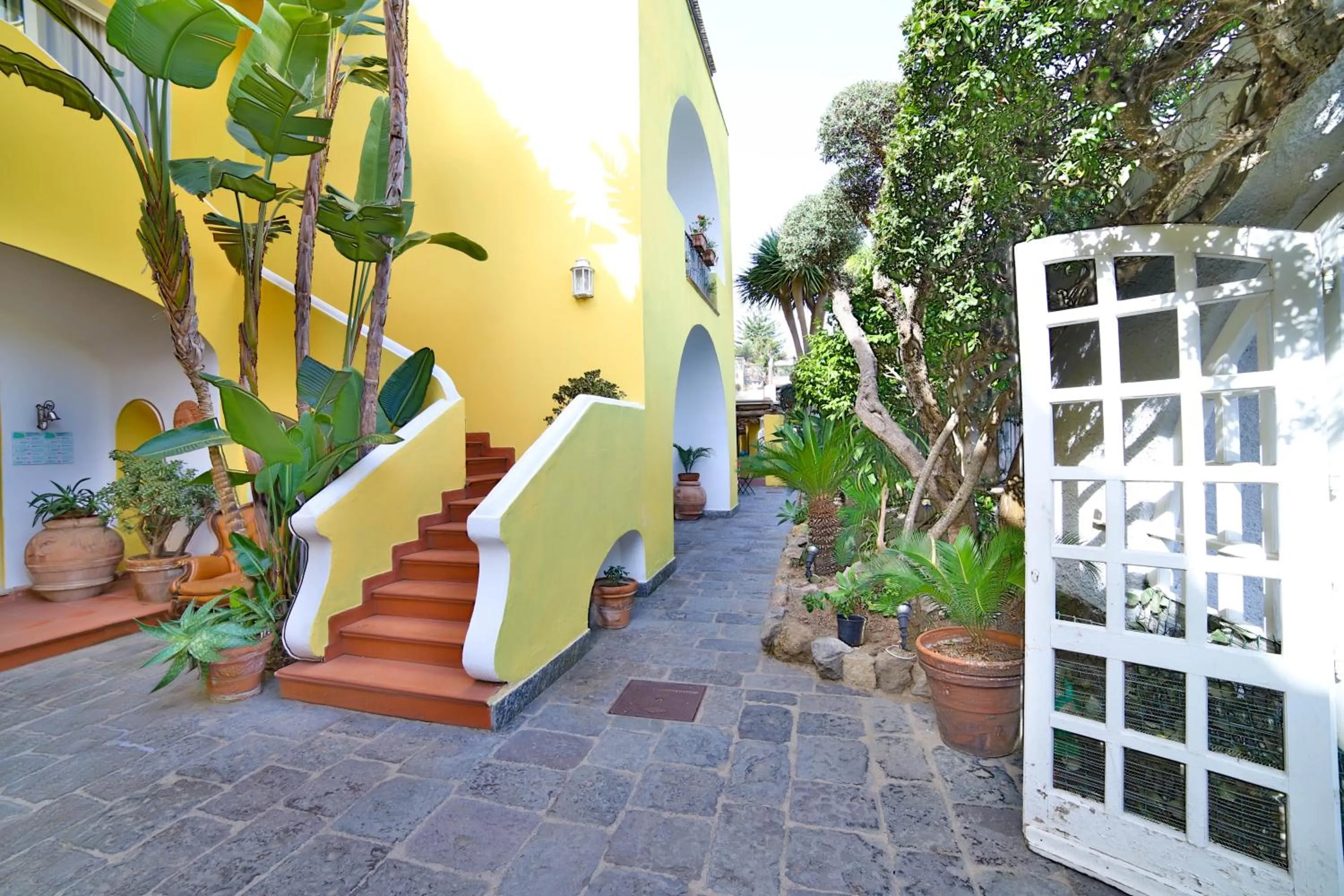 Garden view in Sweetposeidon