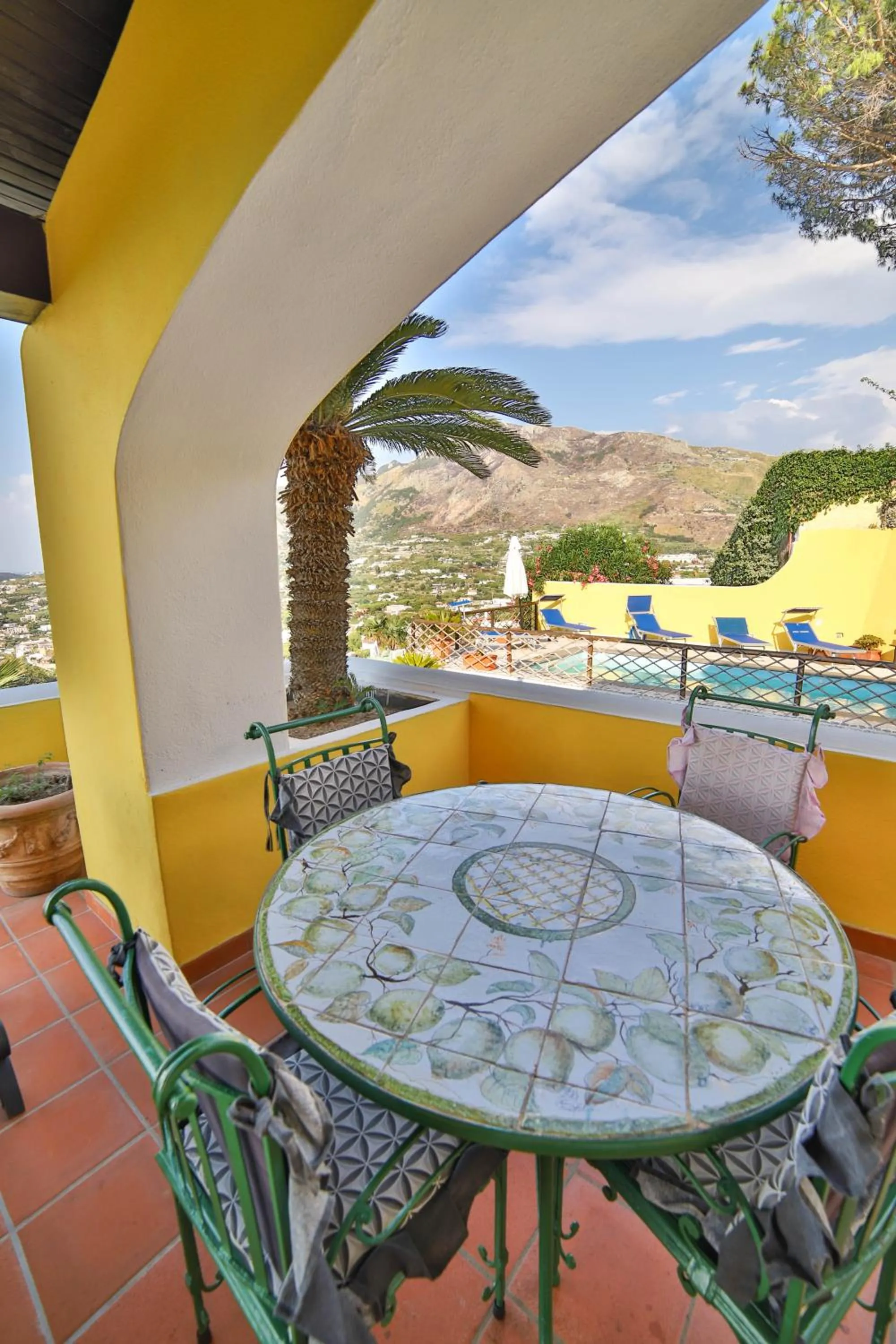 Restaurant/places to eat in Sweetposeidon