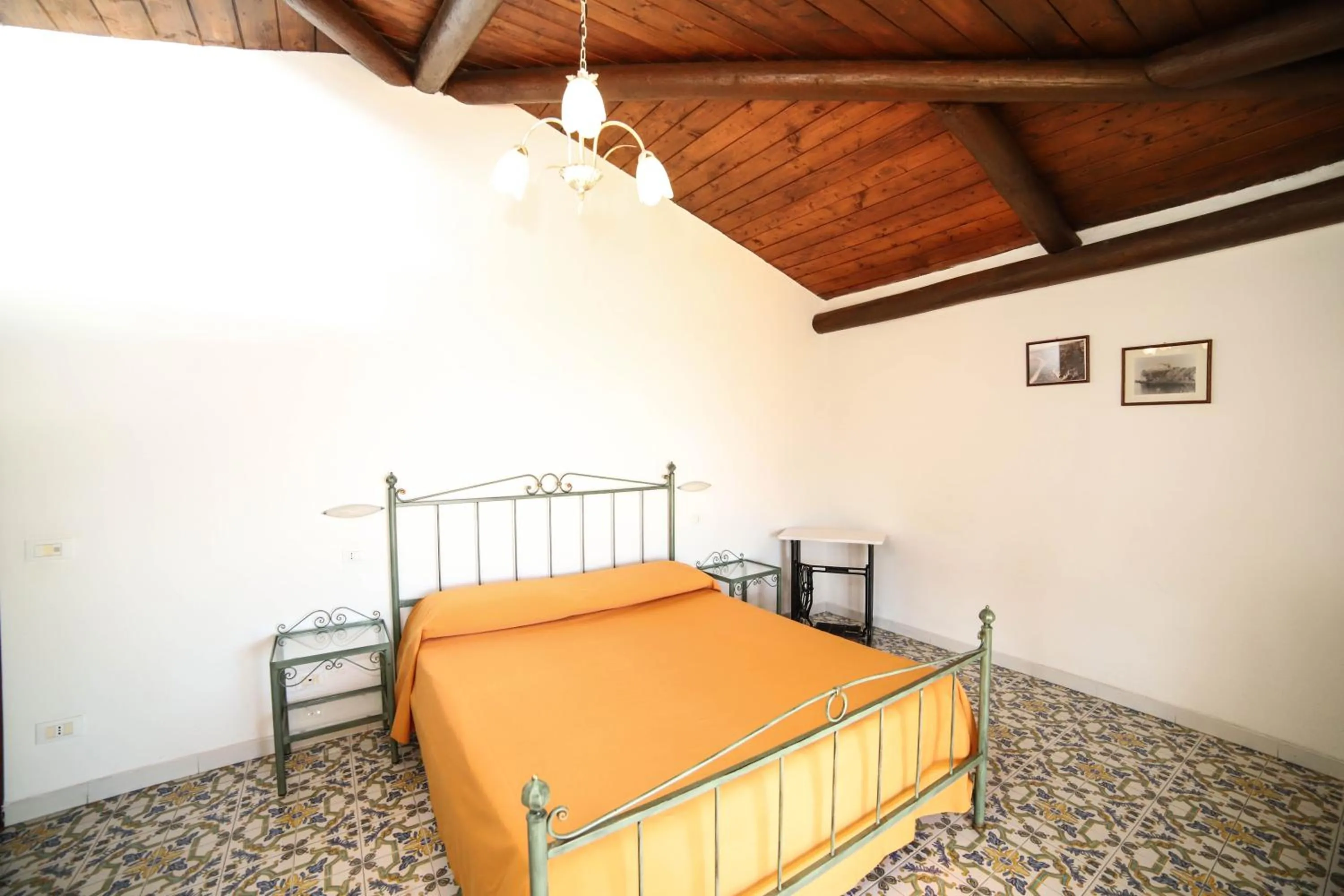 Bedroom, Bed in Sweetposeidon