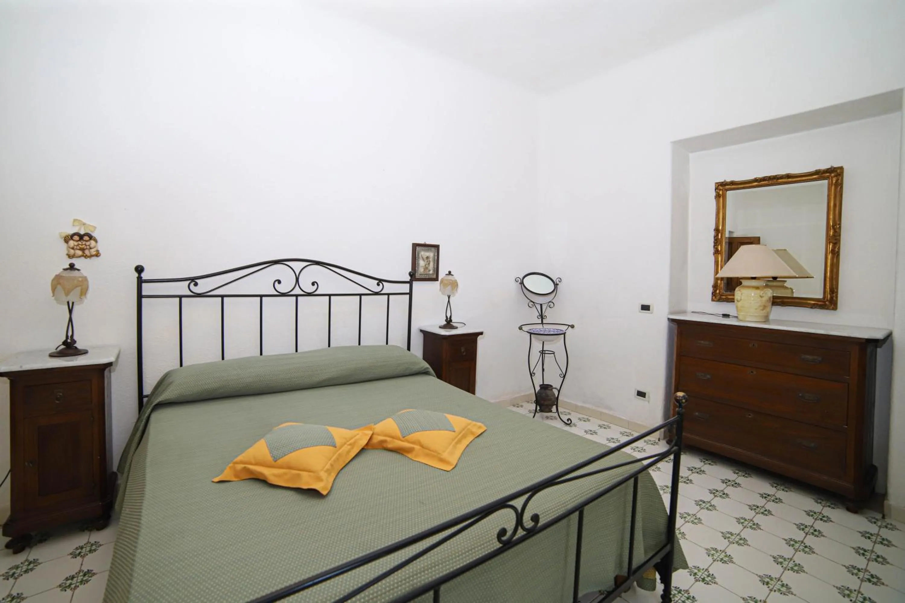 Bedroom, Bed in Sweetposeidon