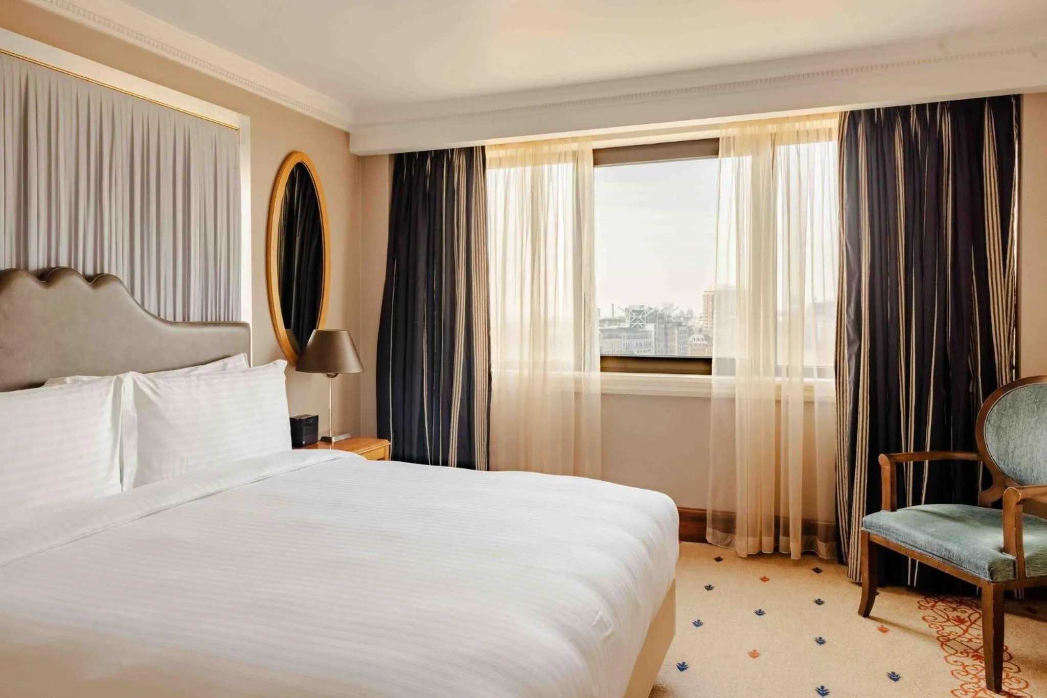 Photo of the whole room, Bed in InterContinental London Park Lane by IHG