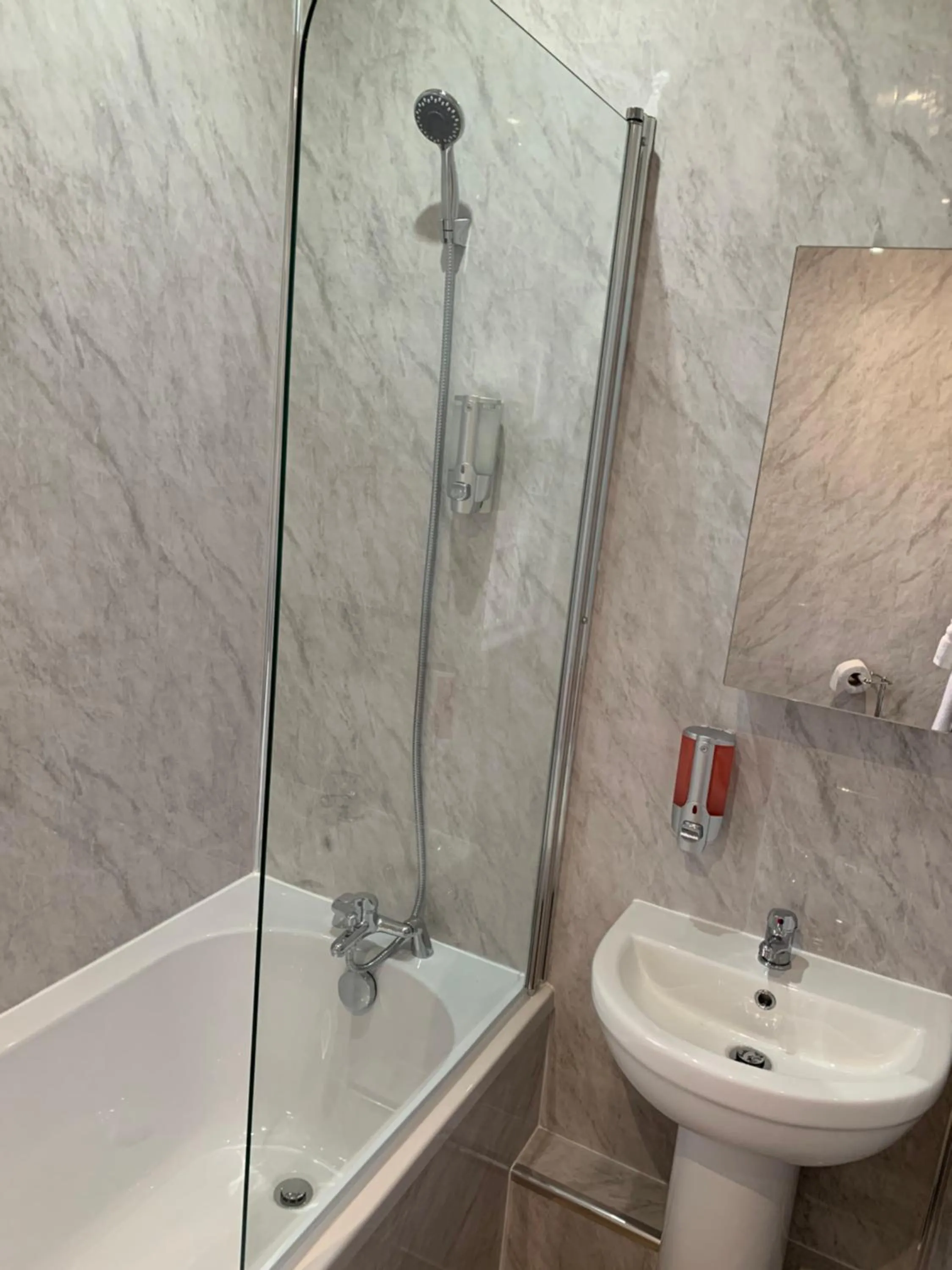 Bath in Rooms at the Inn